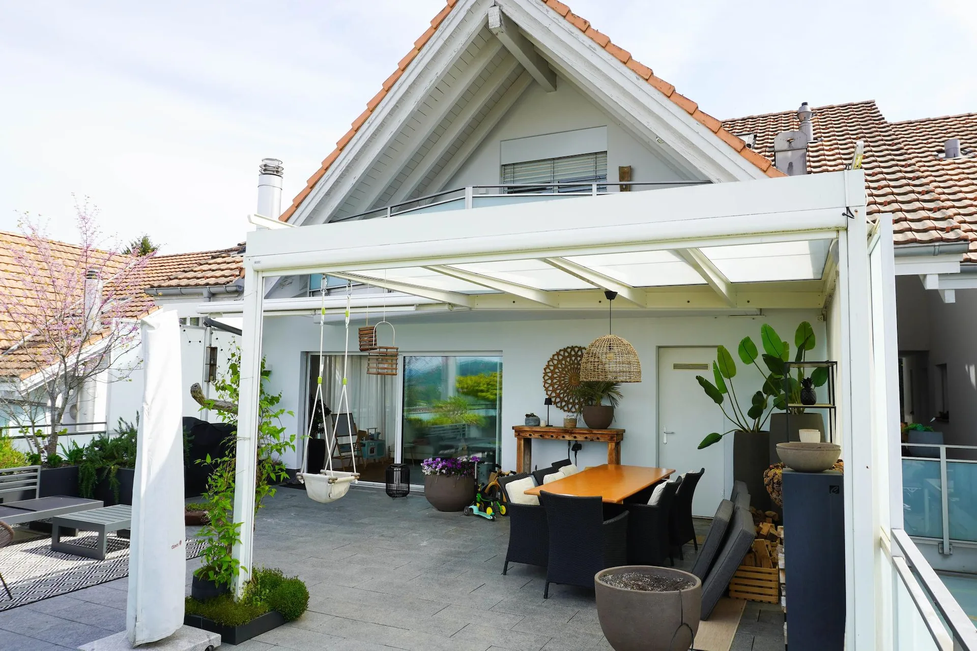 Maisonette di 5½ locali con 144 m² di spazio esterno (terrazza e balcone)