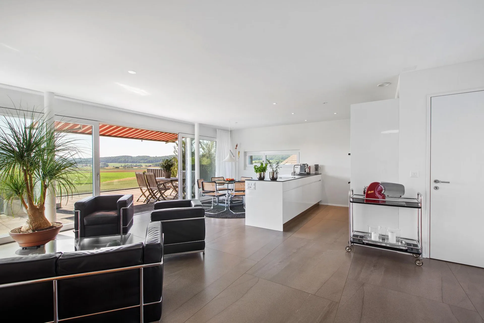 Exclusive retreat with unobstructable panorama