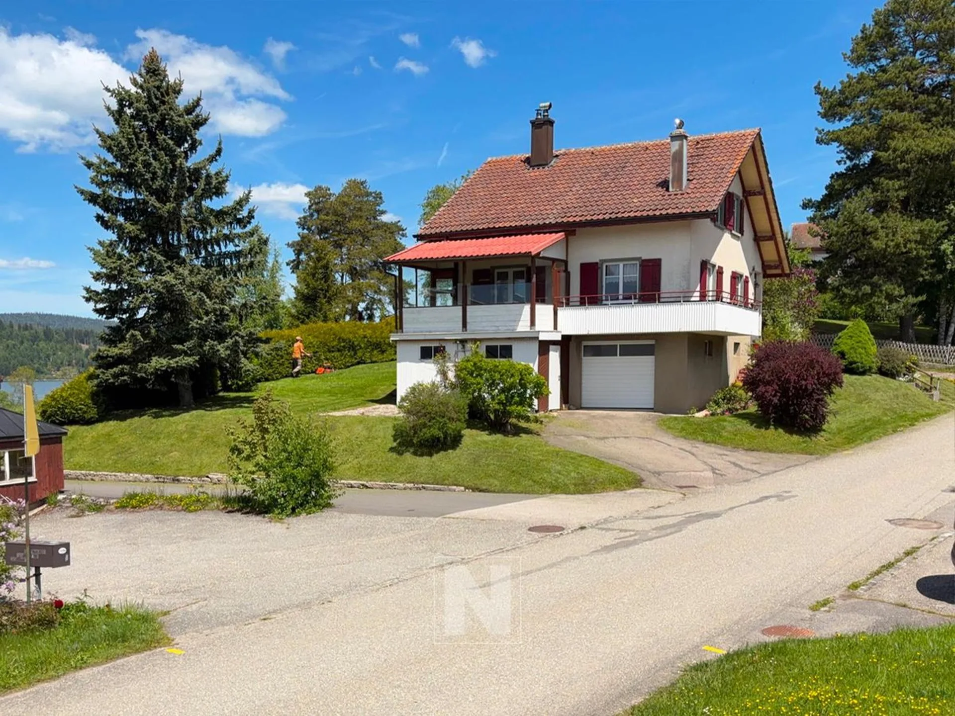 Les Bioux - Einzelvilla mit 5 Zimmern von etwa 150m2, mit Blick auf den See