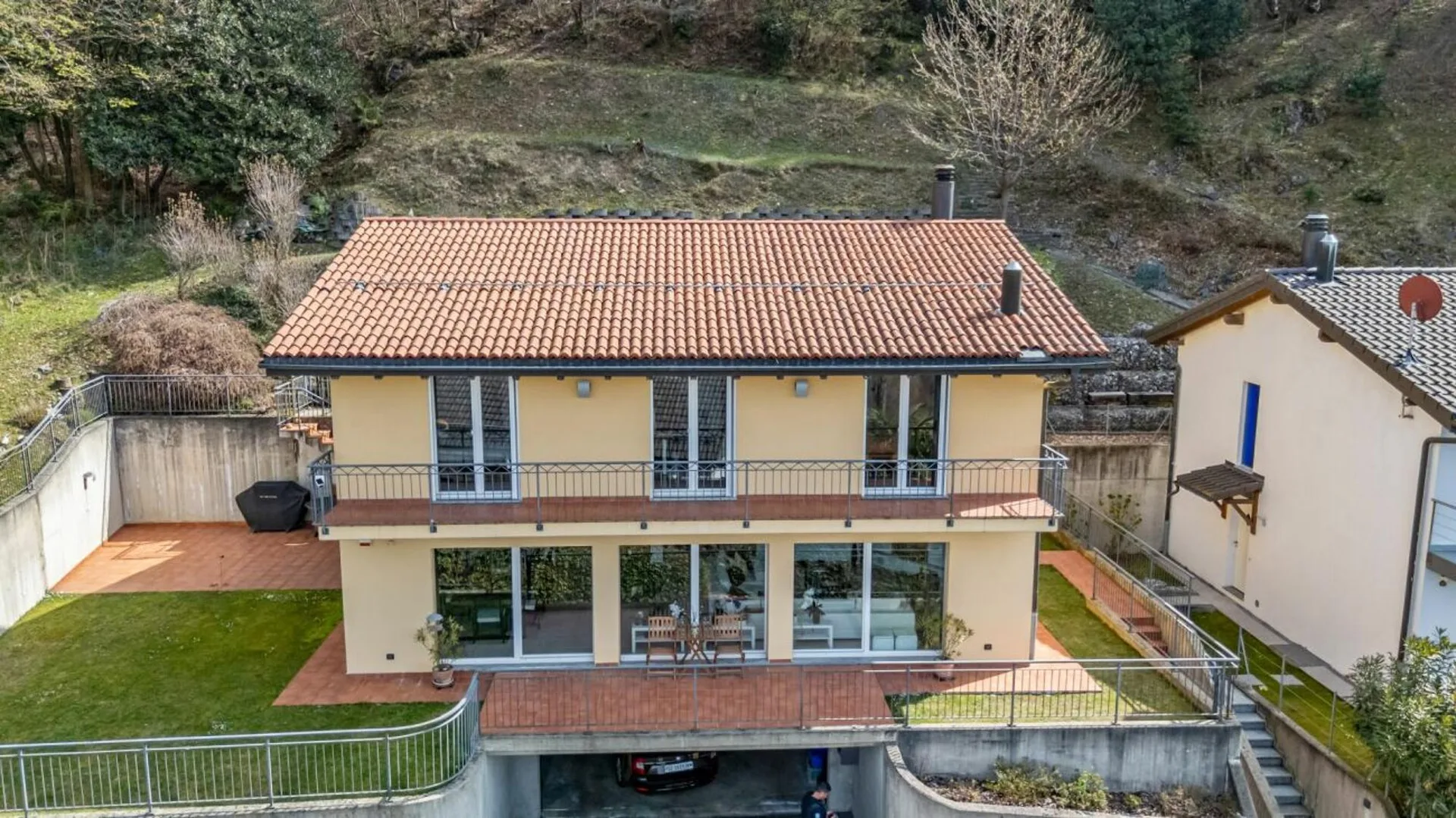 Casa Unifamiliare 4.5 locali + locale hobby + giardino e terreno