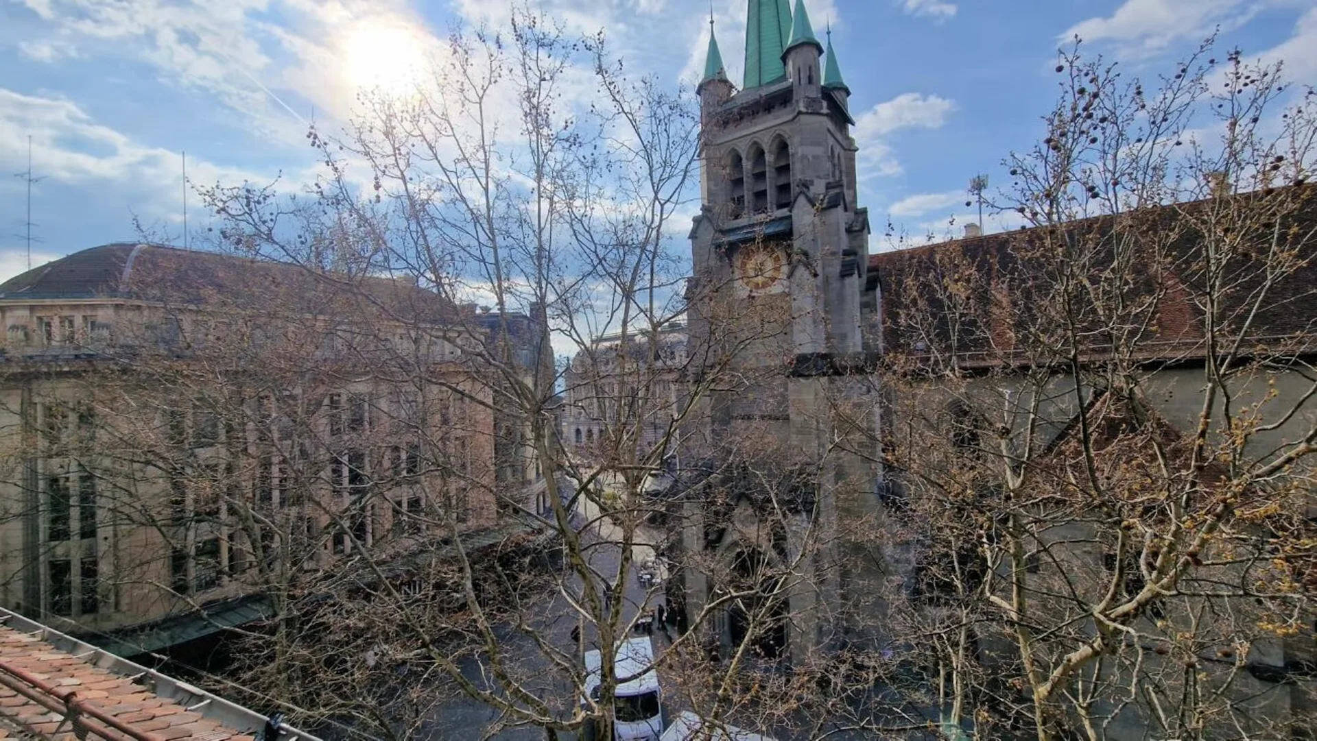 Belle surface administrative de 354m² au coeur de Lausanne: Place Saint-François !