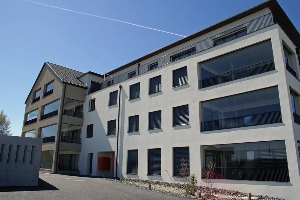Helle und grosszügige 4.5 Zimmerwohnung an bester Lage