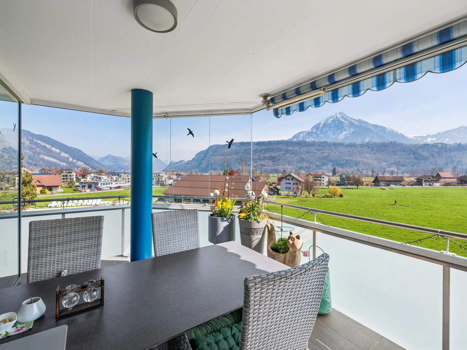 Appartamento ristrutturato con vista panoramica sul lago!