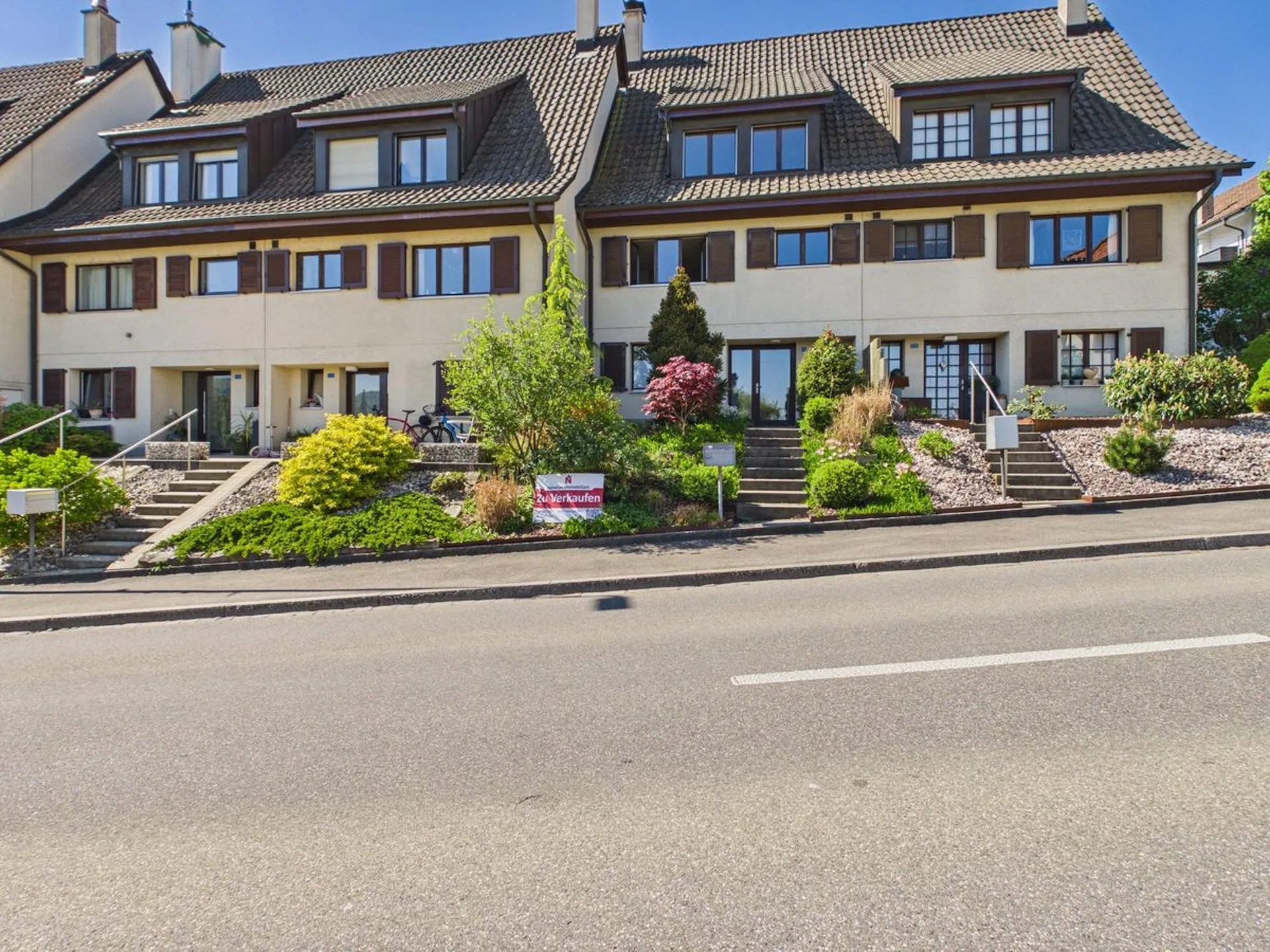 Familienfreundliches Haus mit Garten, Sitzplatz & Doppelcarport