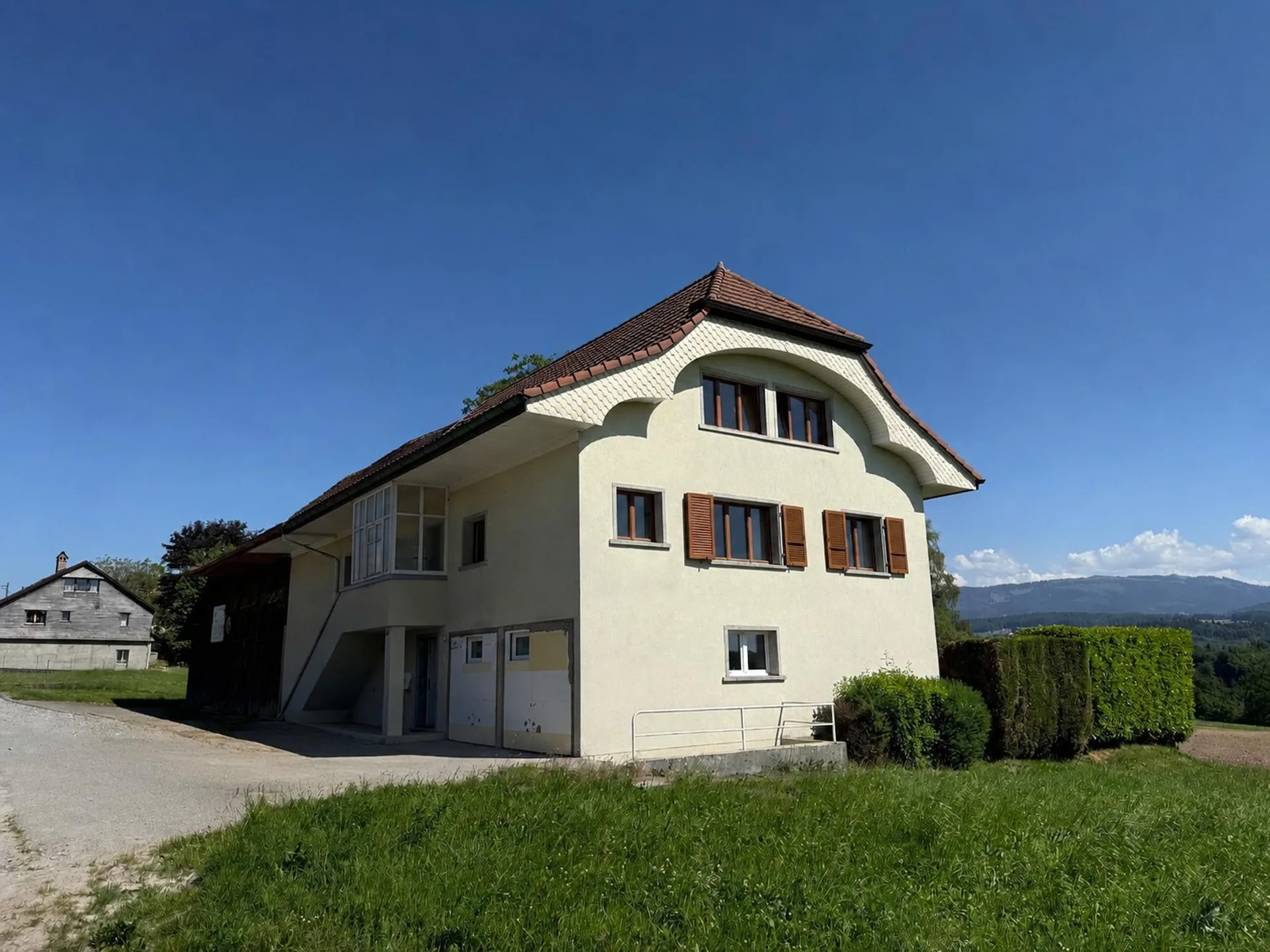 Wohnung mit 5.5 Zimmern zur Miete
