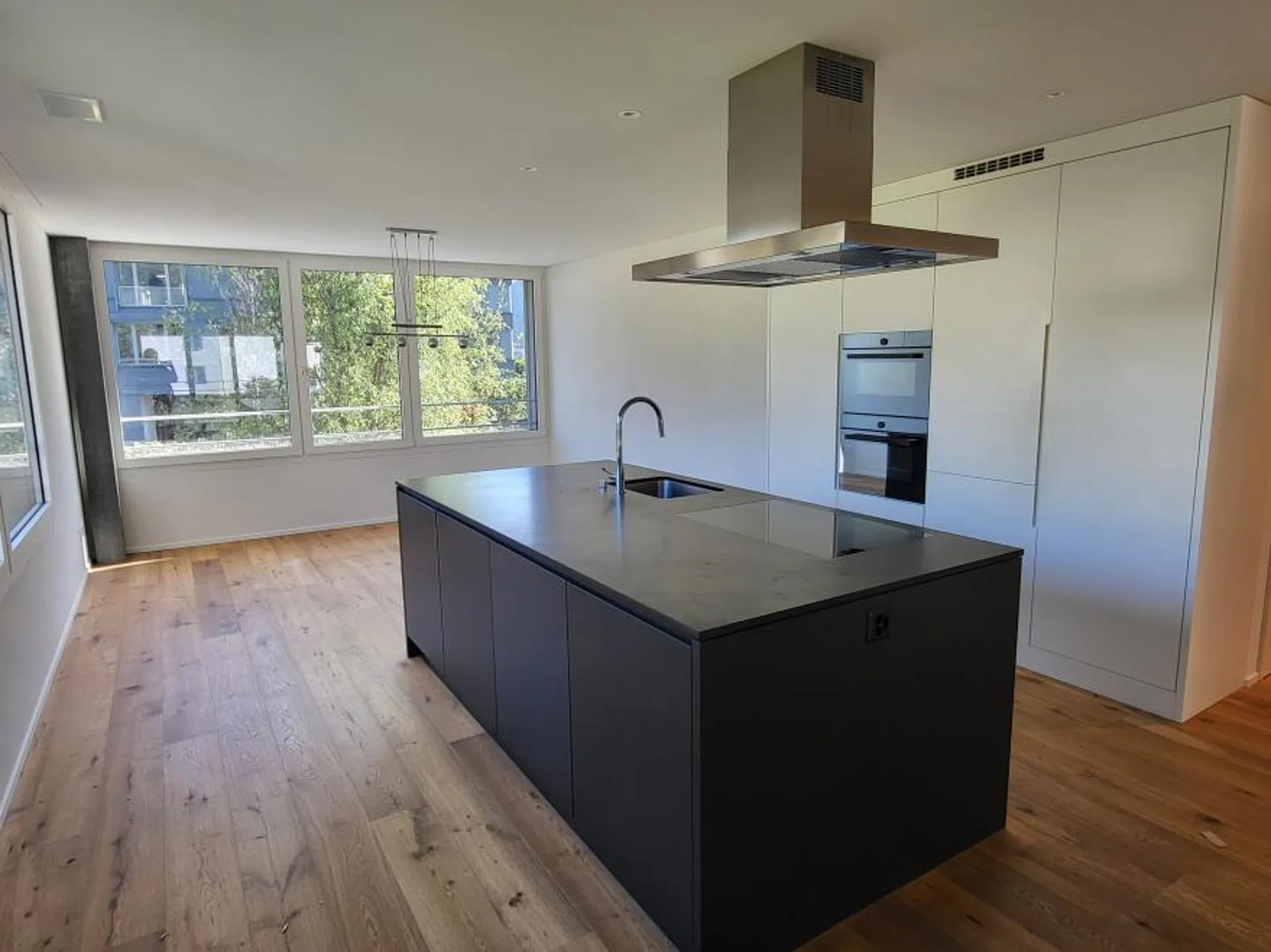 Moderne 3,5-Zimmerwohnung mit grosszügigem Balkon