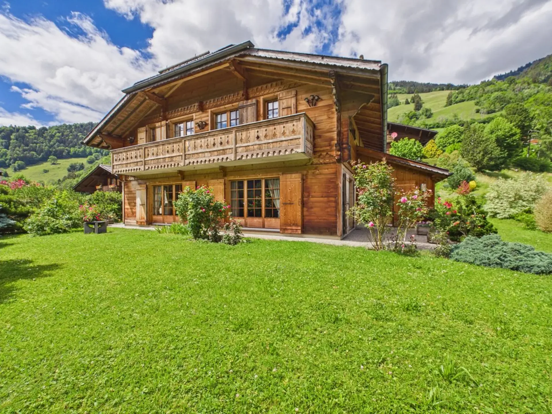 Schönes Chalet zum Verkauf in Rossinière