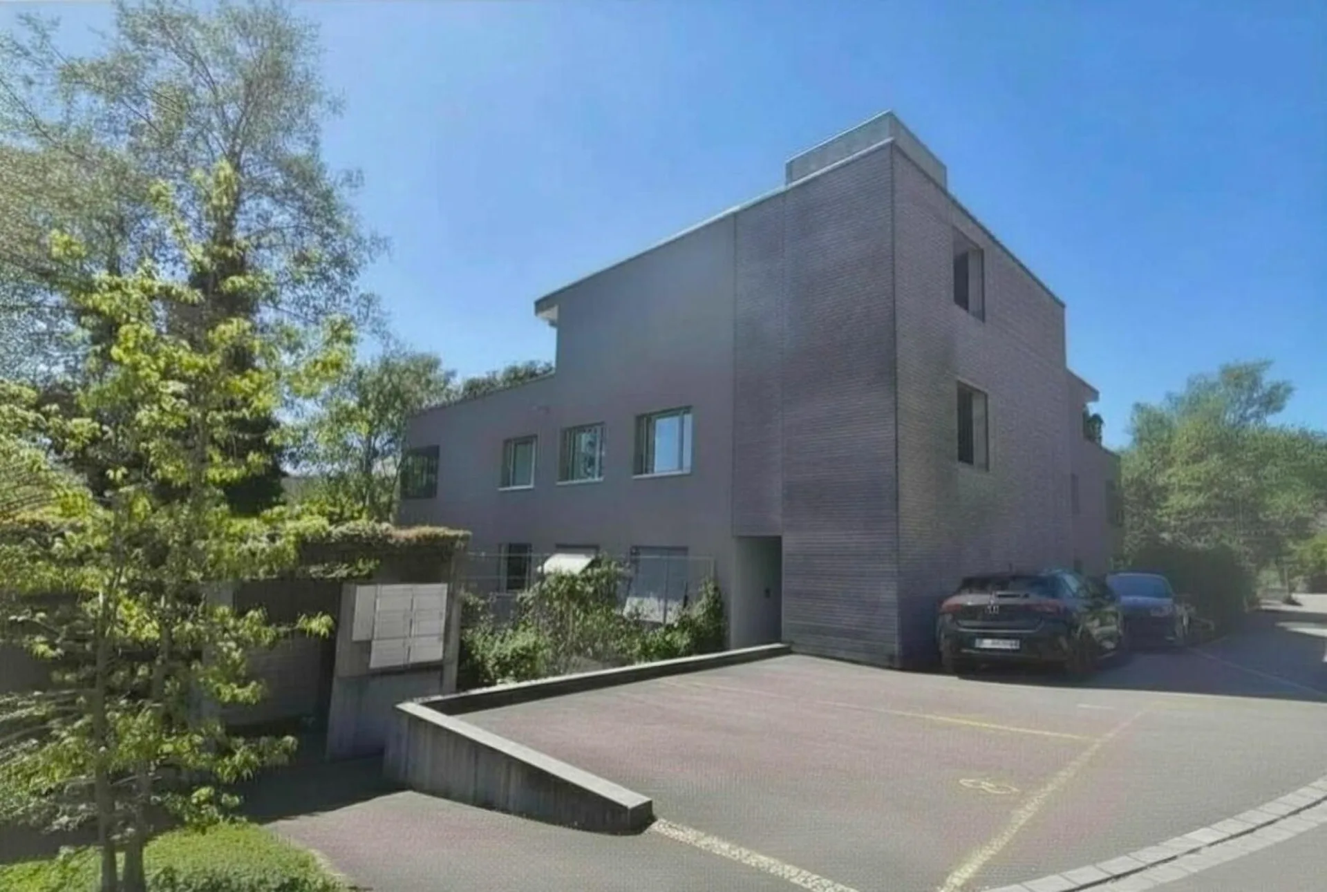 Modern 4.5-room apartment in a sunny location in Brugg