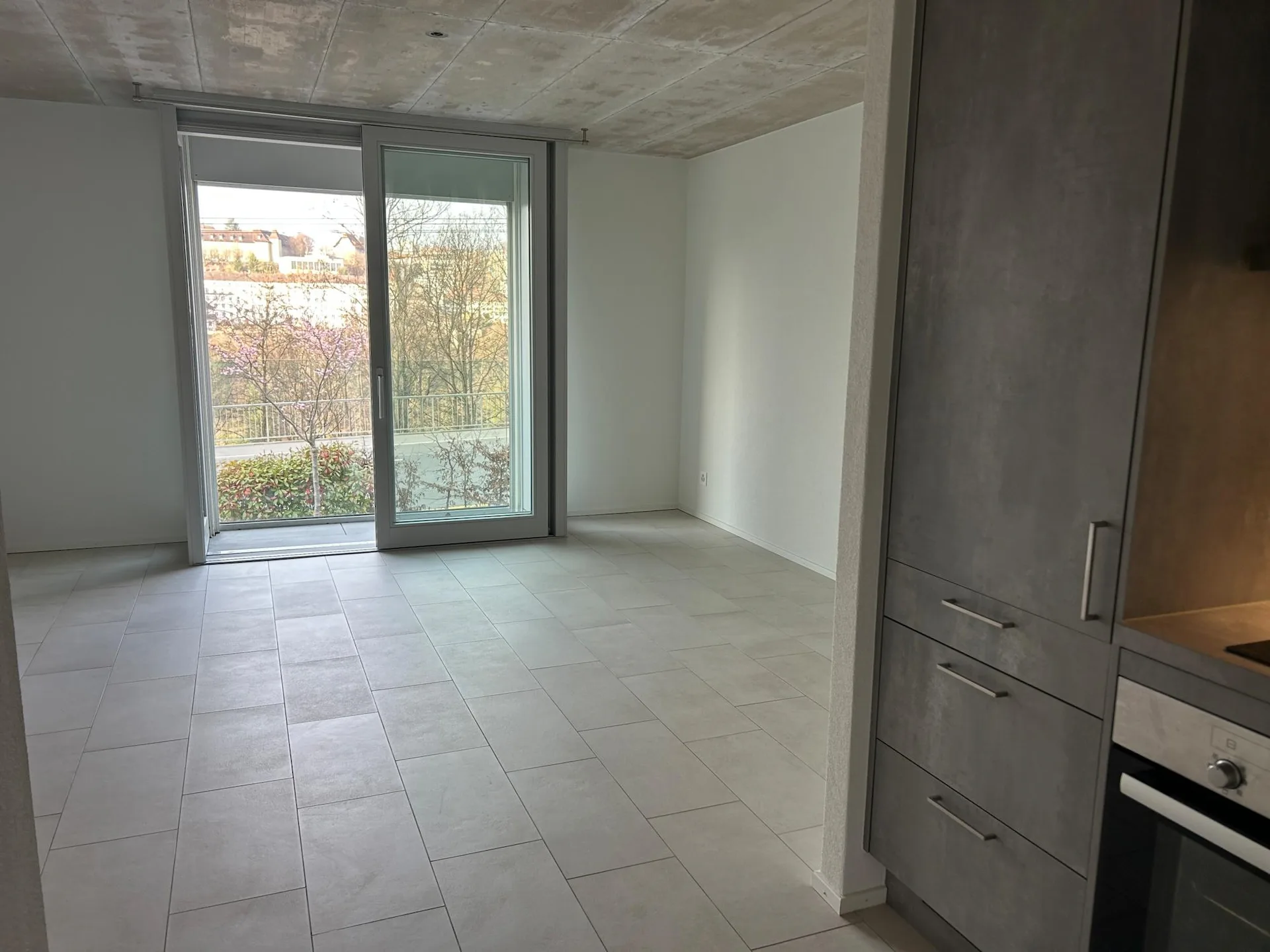 FRIBOURG - RTE DE BERNE 6 A - STUDIO AU 1ER ETAGE