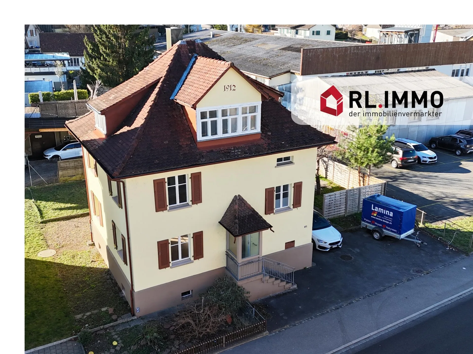 Renovationsbedürftiges Einfamilienhaus mit Potenzial