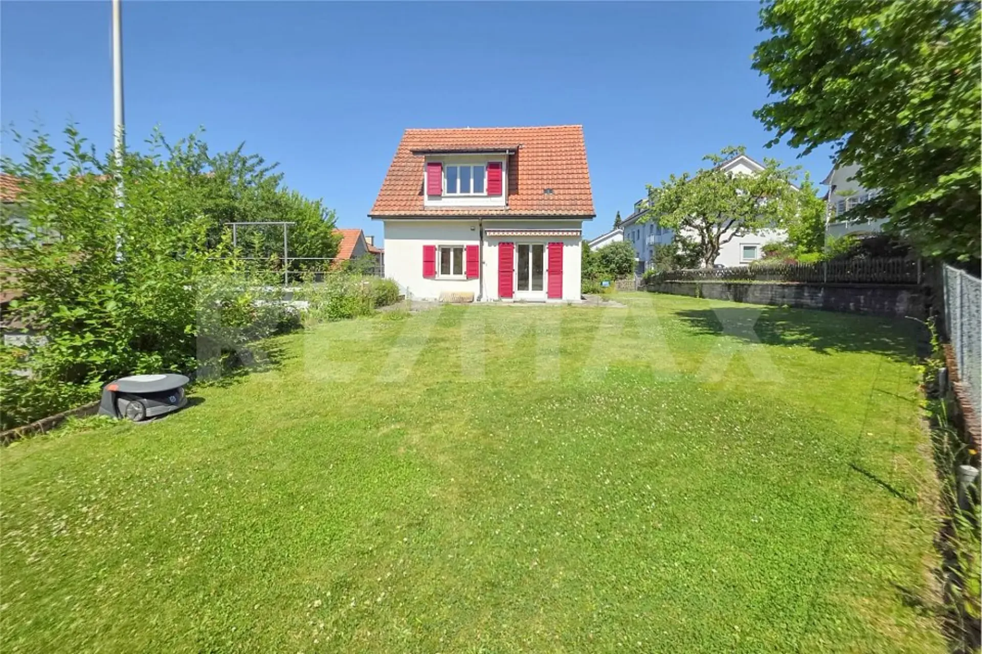 Freistehendes Einfamilienhaus an begehrter Wohnlage im Spiegel bei Bern