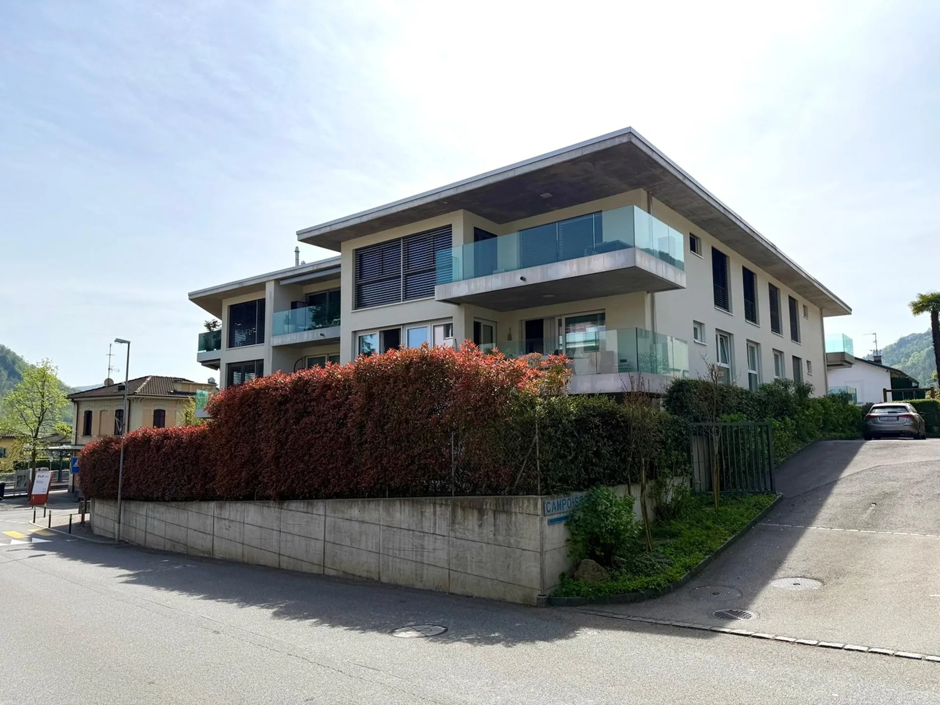 4.5 LOCALI RECENTE CON GIARDINO