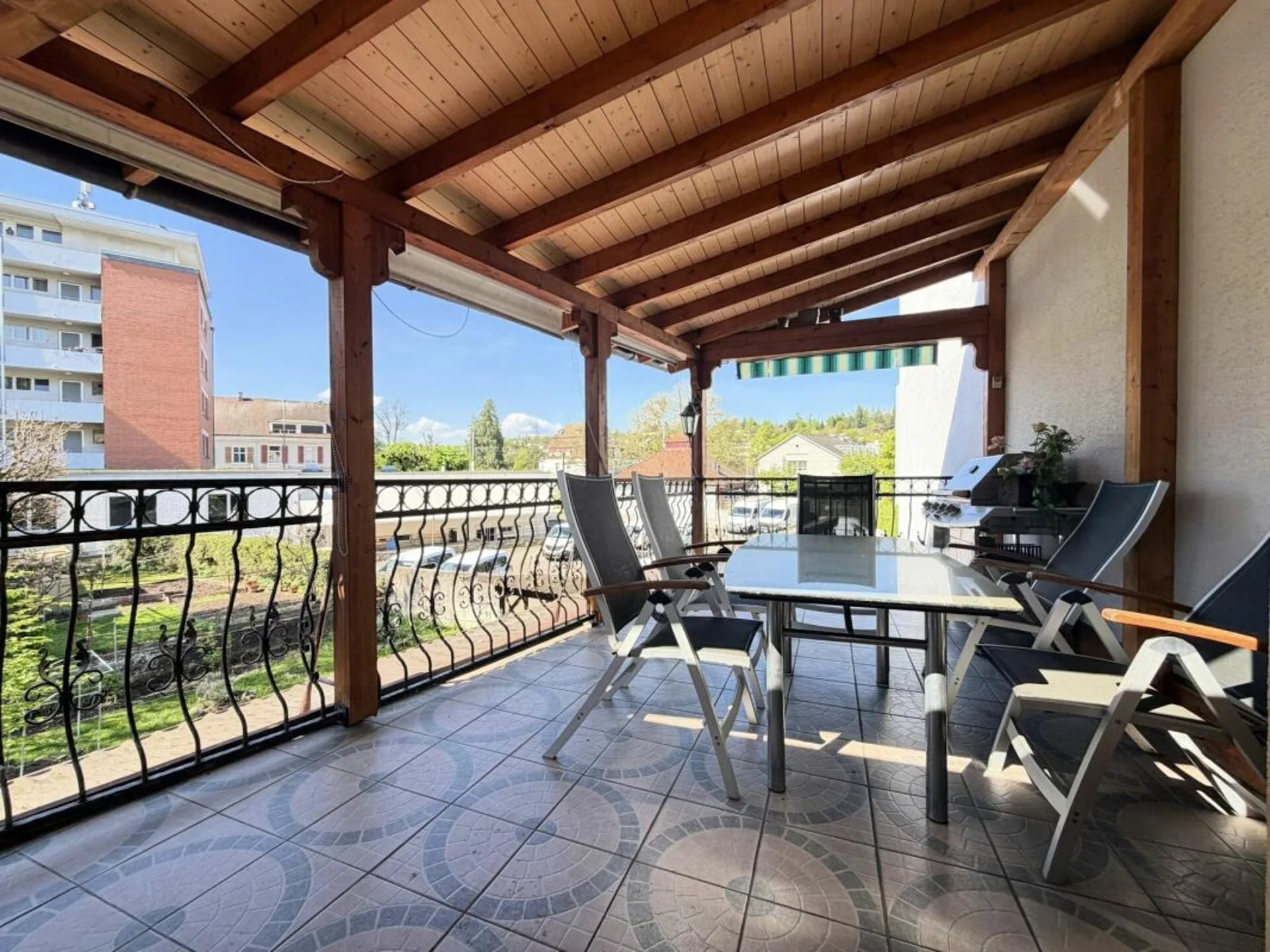 More space. More terrace. More life!