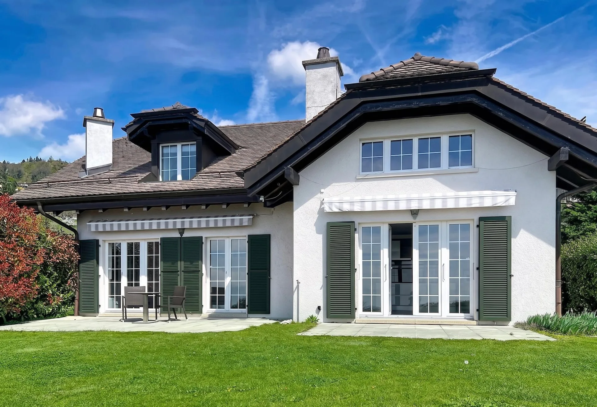Sehr schöne Villa mit Panoramablick in Grandvaux