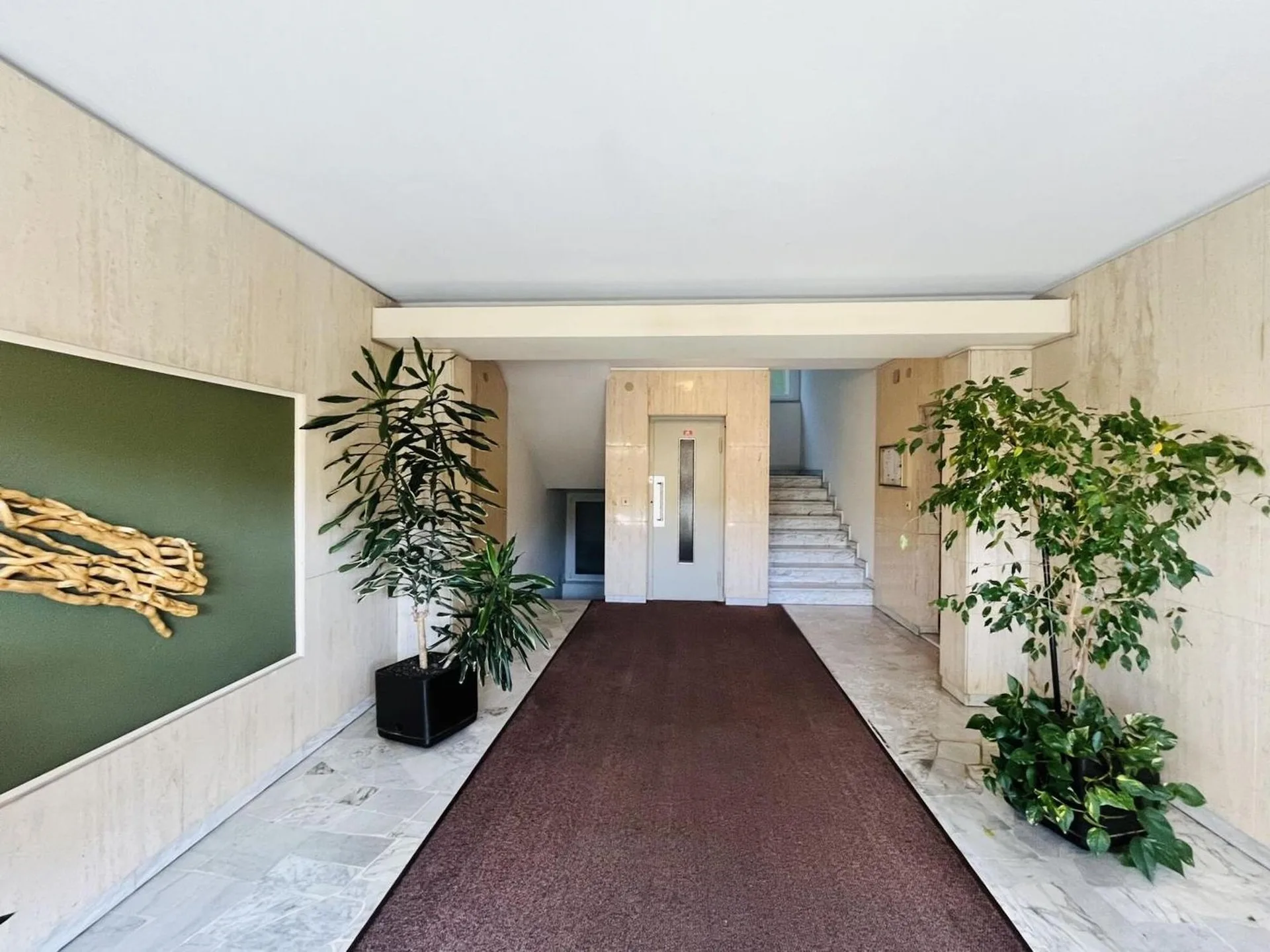 Komfortables Zweizimmerapartment in ruhiger Lage und nahe an allen Dienstleistungen