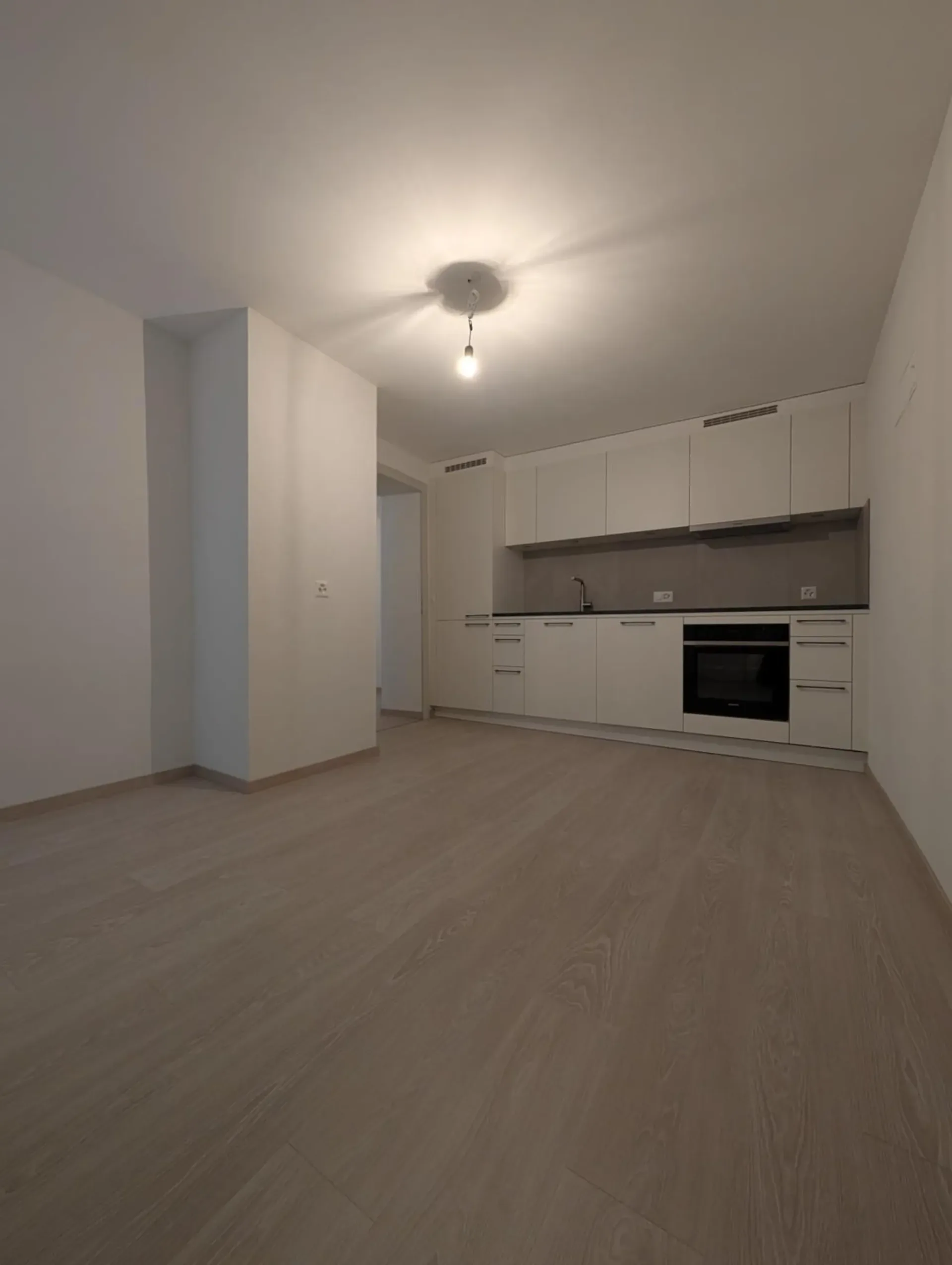 Wohnung im 2. Stock mit 3.5 Zimmern renoviert