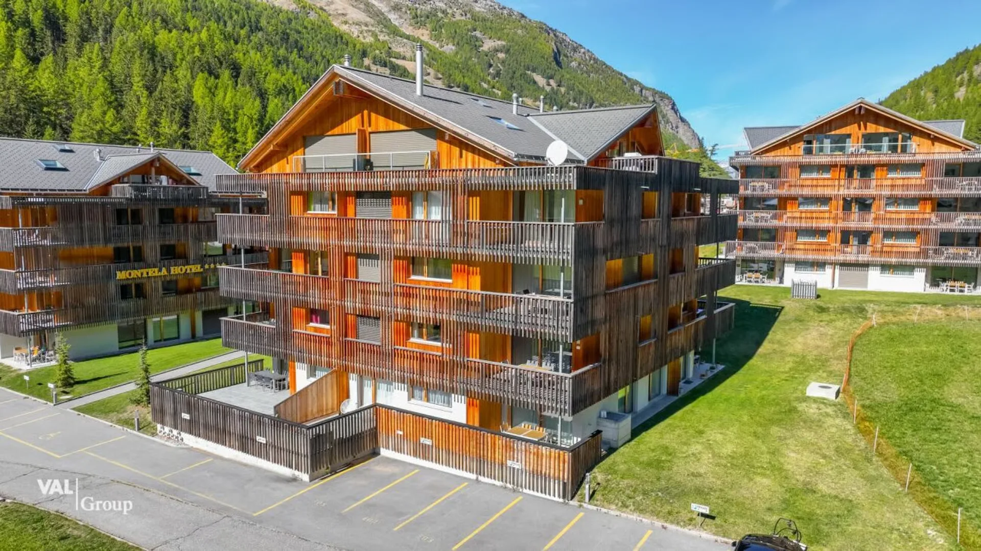 Modernes Alpen-Retreat im Saastal - stilvolle 2.5-Zimmer-Ferienwohnung in Saas-Grund