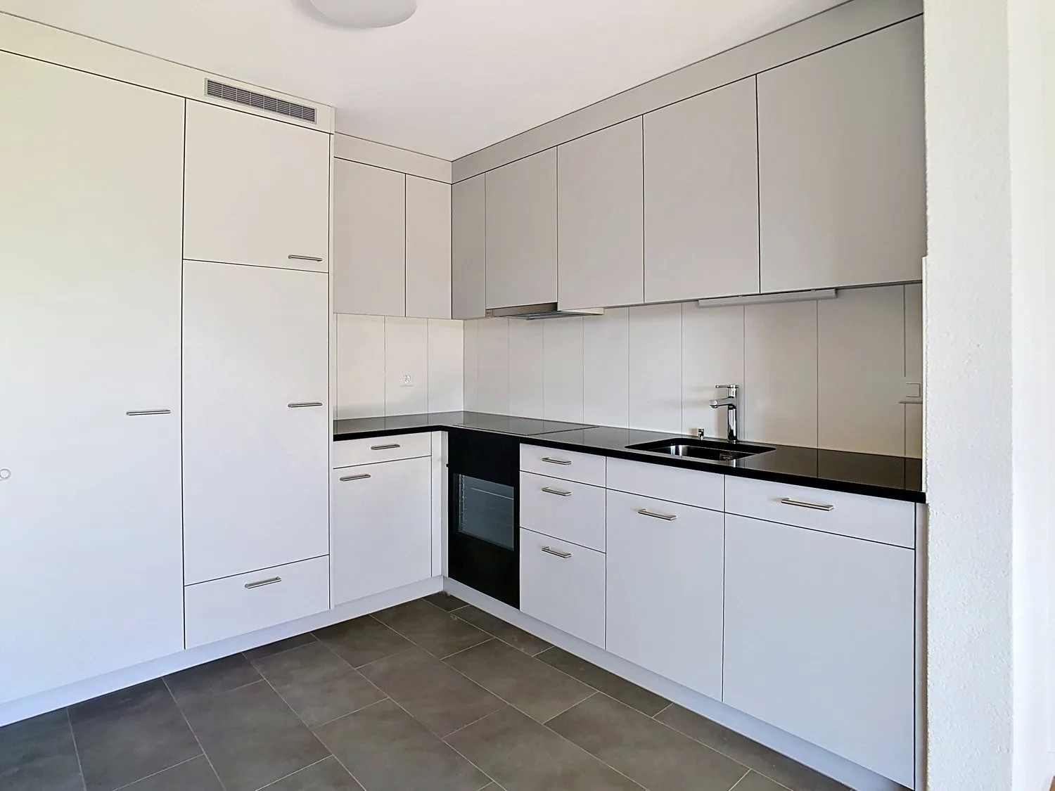 3,5 pièces rénové avec balcon, au calme et proche du centre de Fribourg