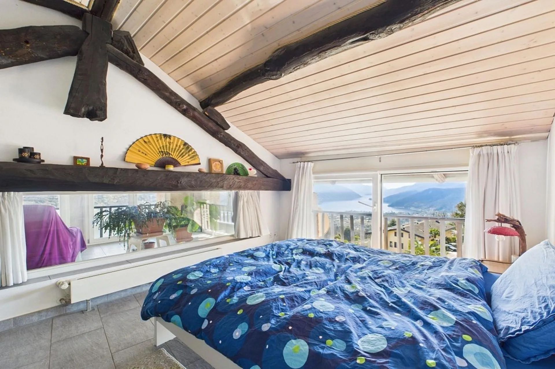 Zweifamilienhaus mit Seeblick Eleganz Komfort und Entspannung