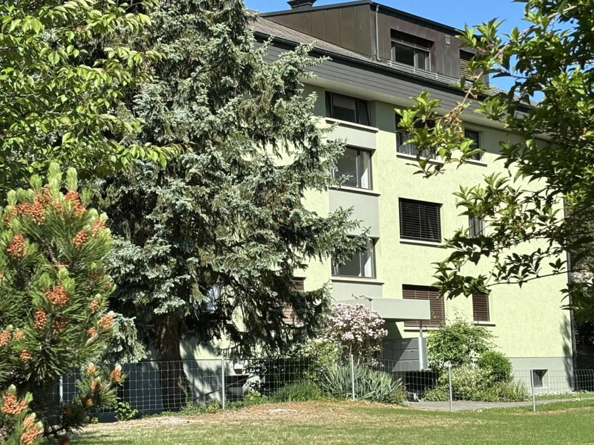 Frisch renovierte 4 1/2 Zimmer Wohnung in Romanshorn