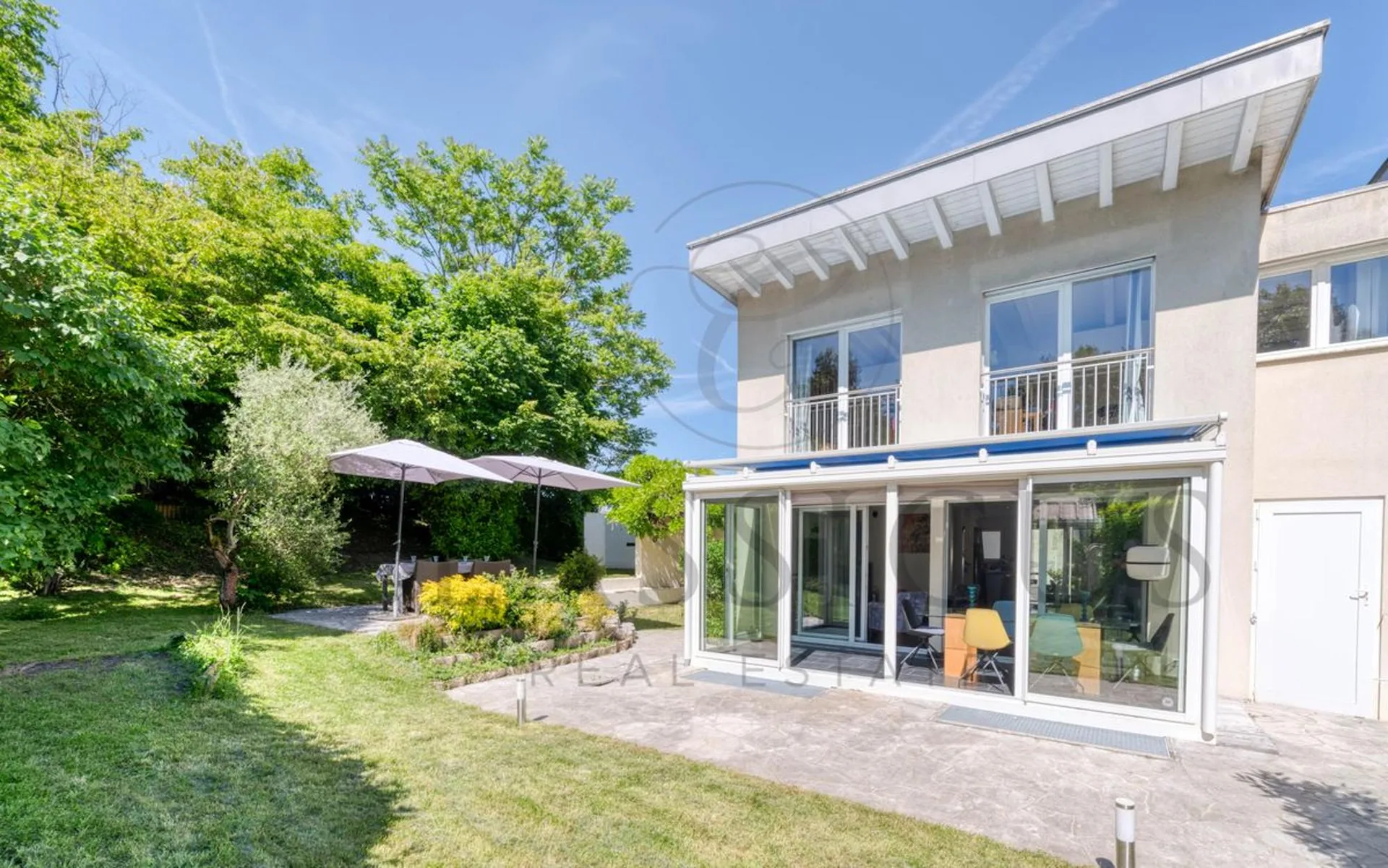 Bald verfügbar in Thônex - Haus mit privatem Garten
