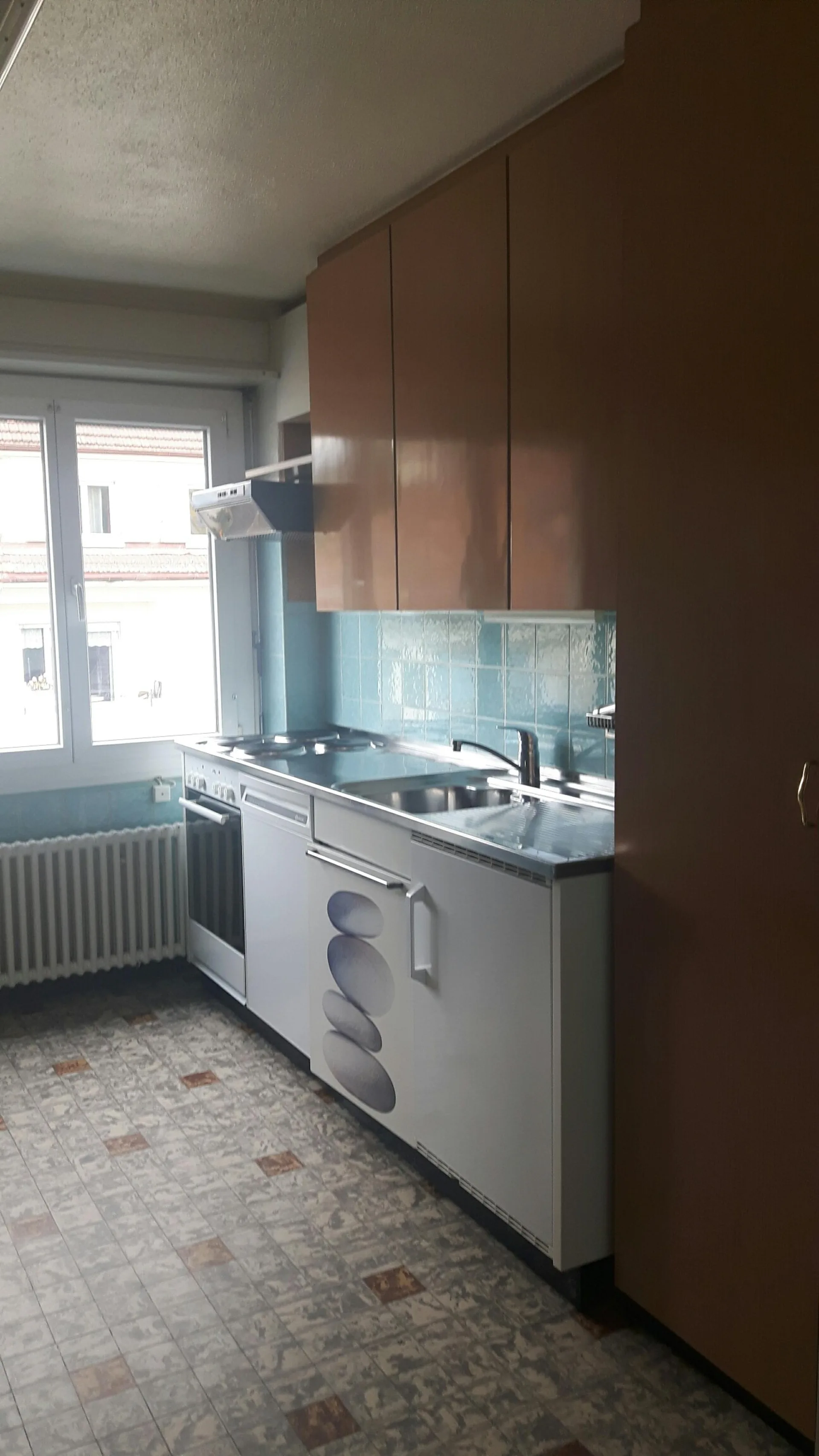 Ampio appartamento di 4 locali con balcone a Le Locle