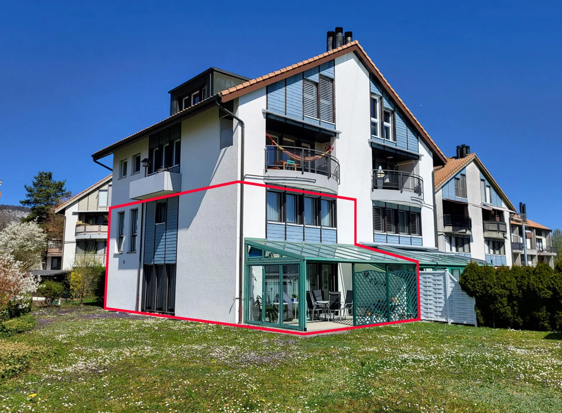 Wohnqualität wie im Einfamilienhaus  Tolle 5.5 Zimmer Gartenwohnung