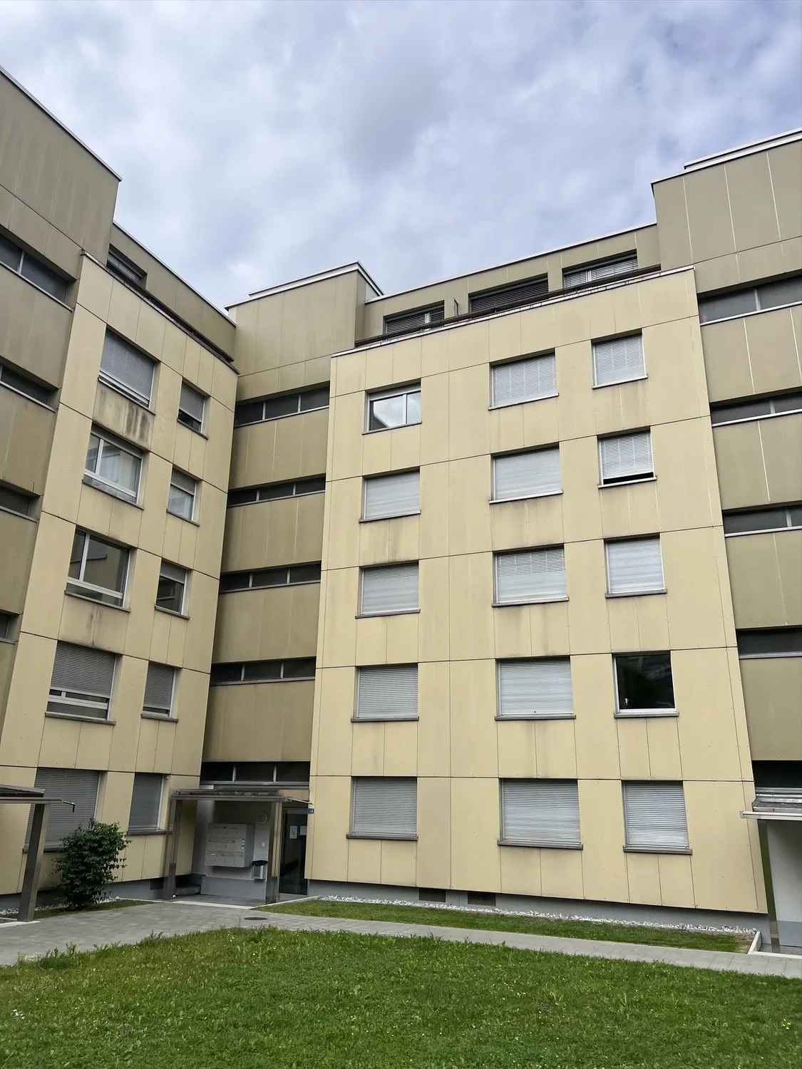 Dépôt à louer au Schönberg
