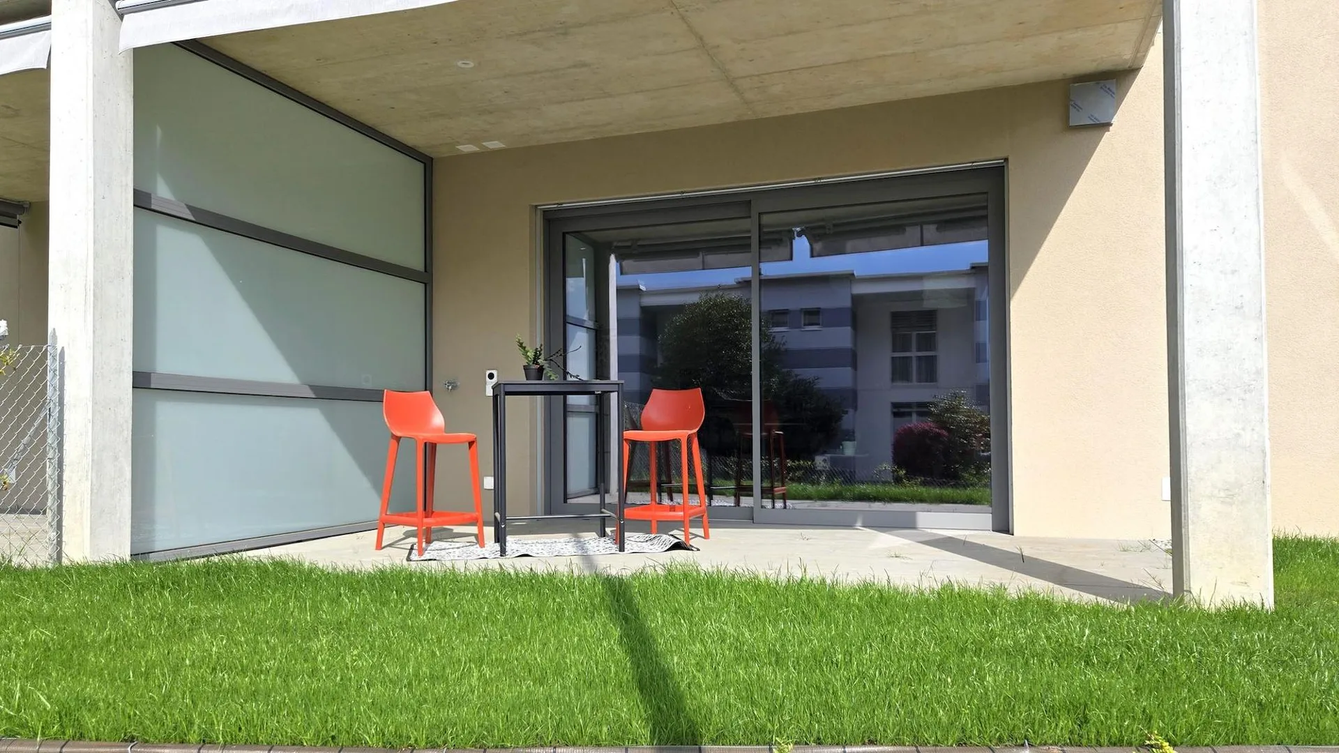 Spazi Moderni e Sereni – 3.5 Locali con giardino al piano terra