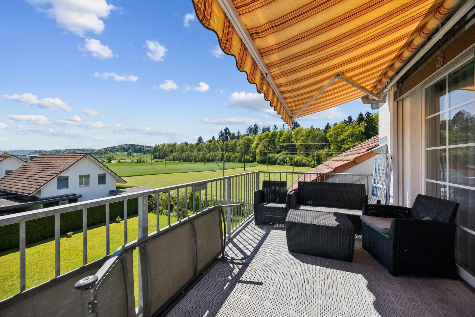 4.5-Zi.-Dachwohnung mit 12 m² Terrasse in Lotzwil