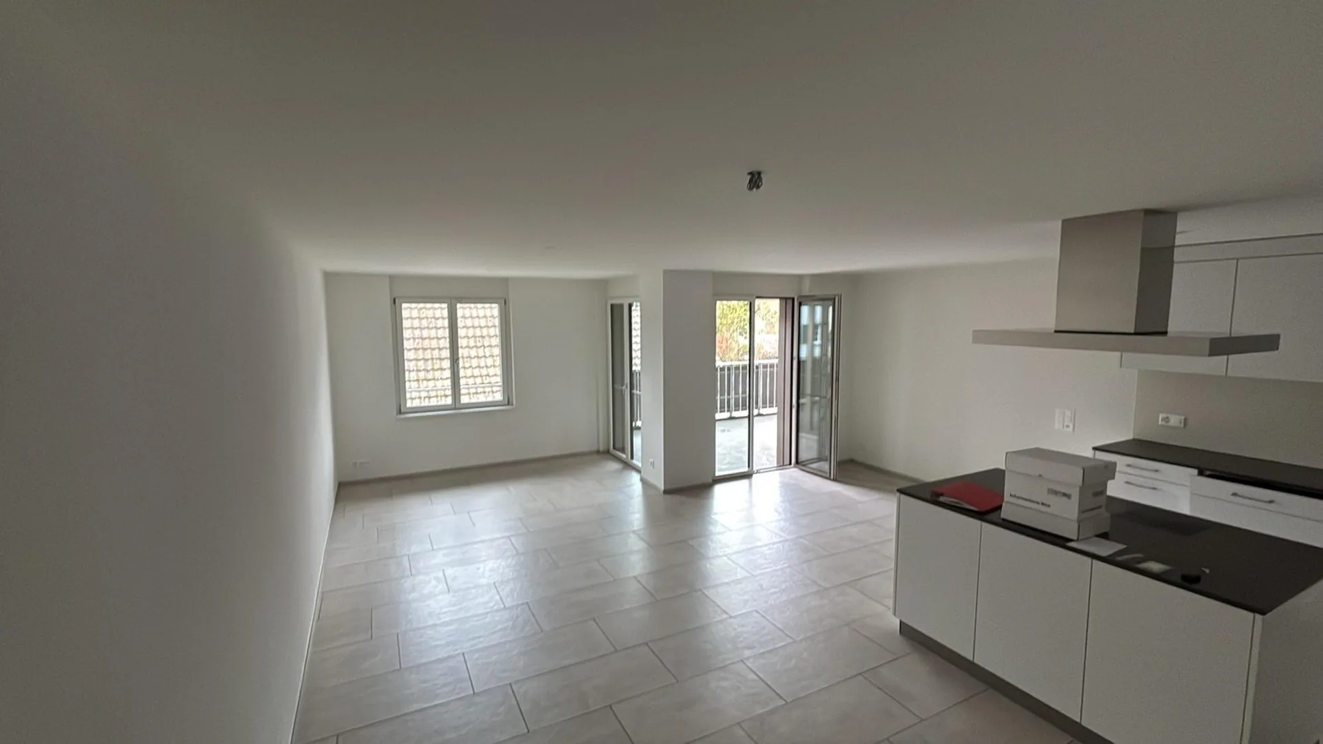 Moderne 4.5 Zi Whg nahe Dielsdorf/Bülach (Familienfreundlich/Paare)