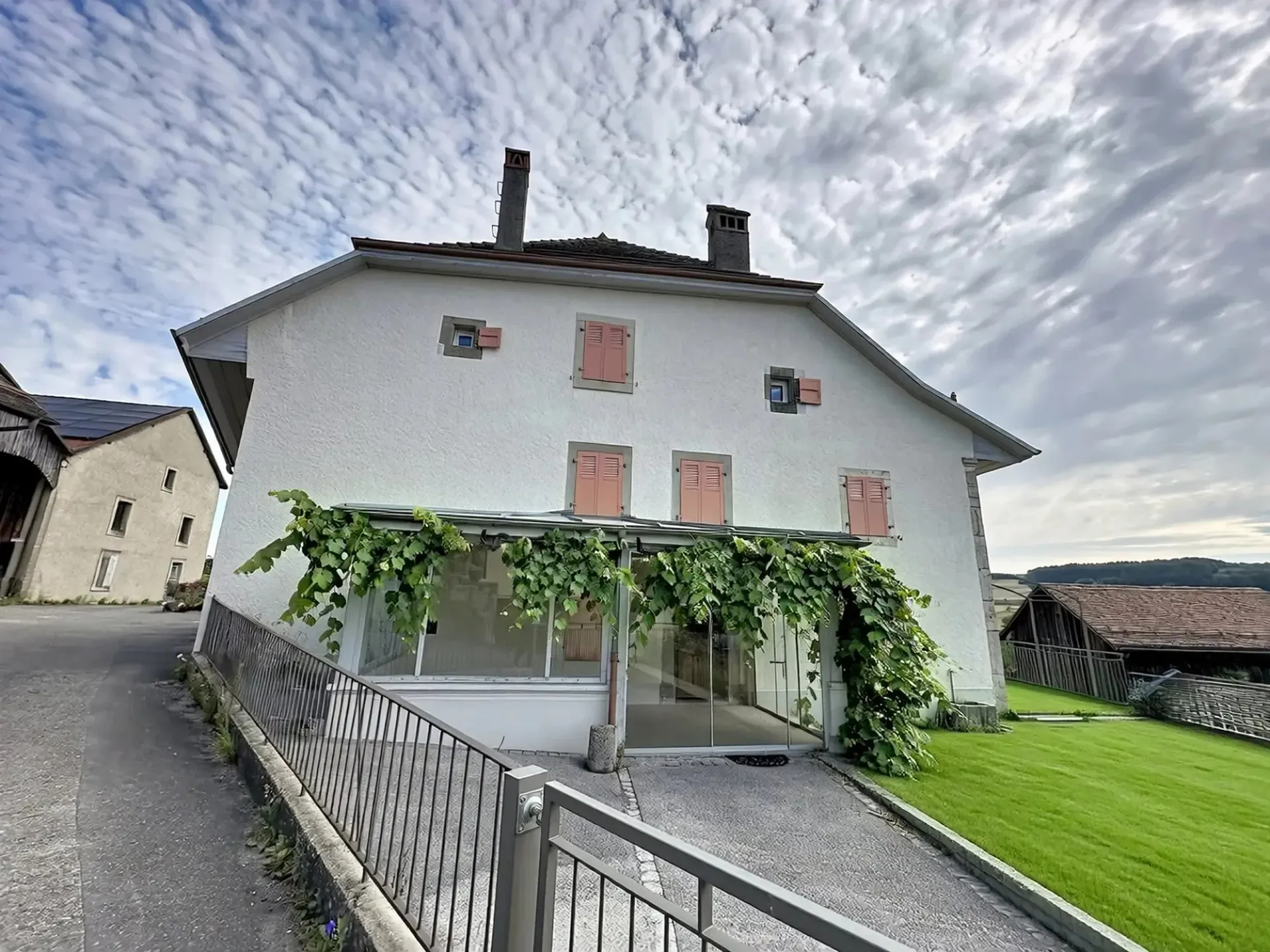 Maison de 6.5 pièces avec jardin