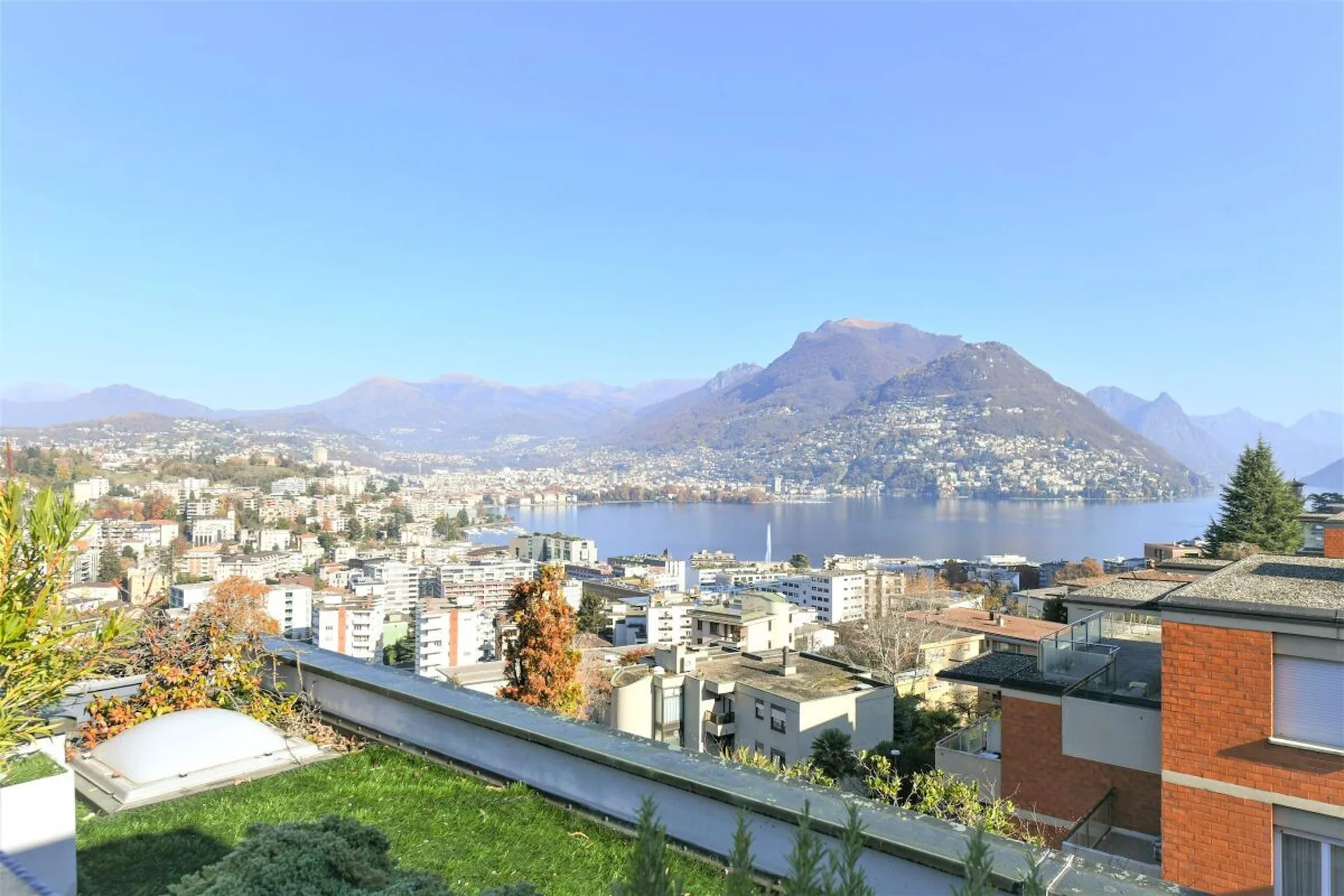Wunderschönes Attikawohnung mit Seeblick
