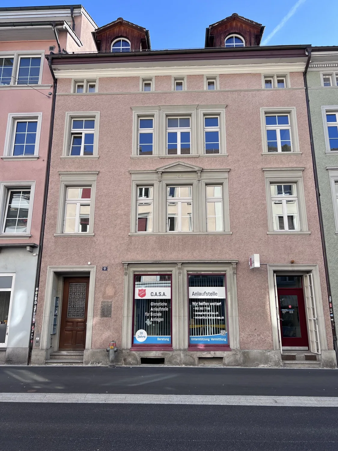 Stilvolle 3.5-Zimmer-Wohnung mit moderner Ausstattung und warmem Wohnambiente