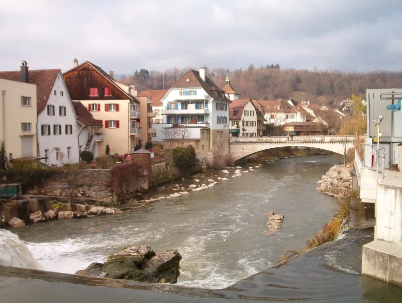 4242 Laufen