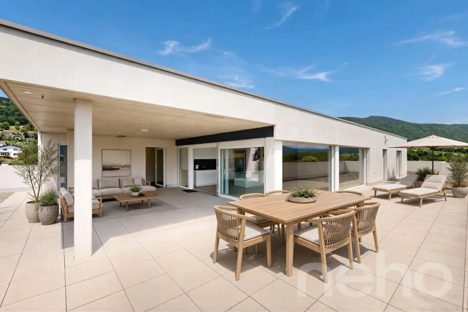 Attique de 4.5 pièces avec grande terrasse panoramique