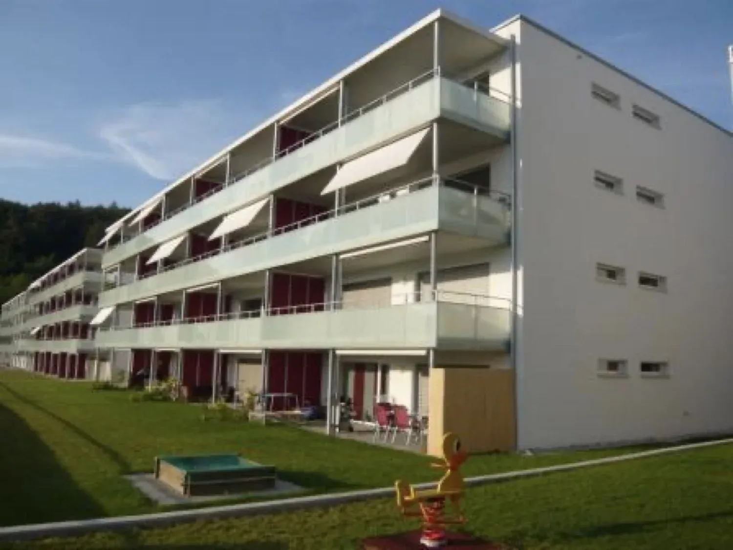 QUARTIER FAMILIAL VERDOYANT