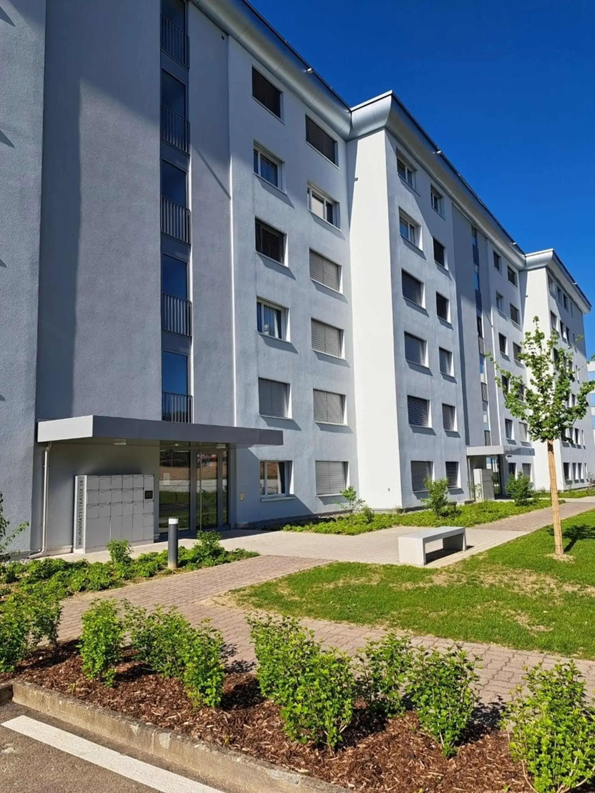 Moderne Familienwohnung in ruhigem Wohnquartier