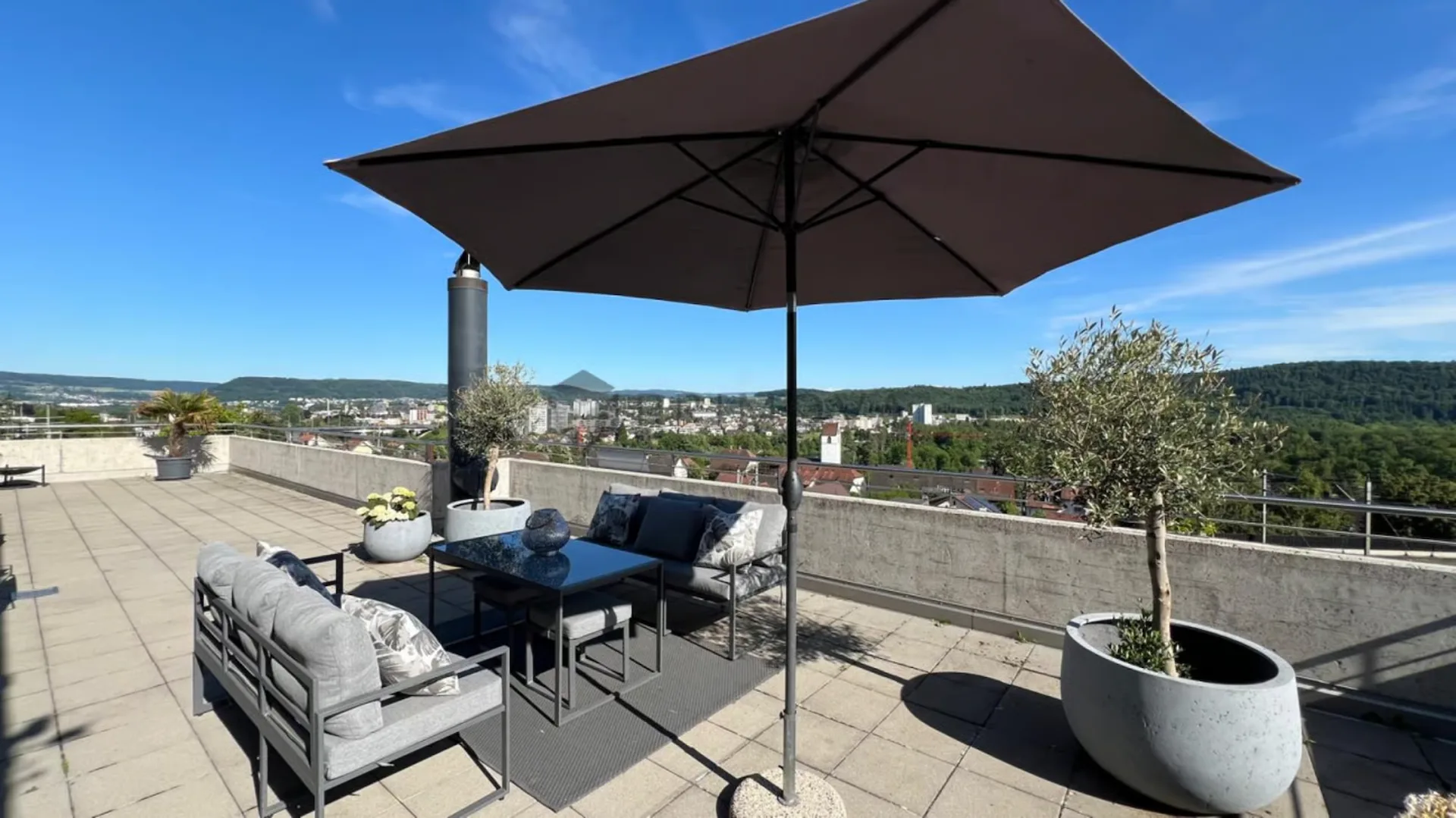 Exklusives Wohnerlebnis mit beeindruckender Panoramaterrasse auf 114m²