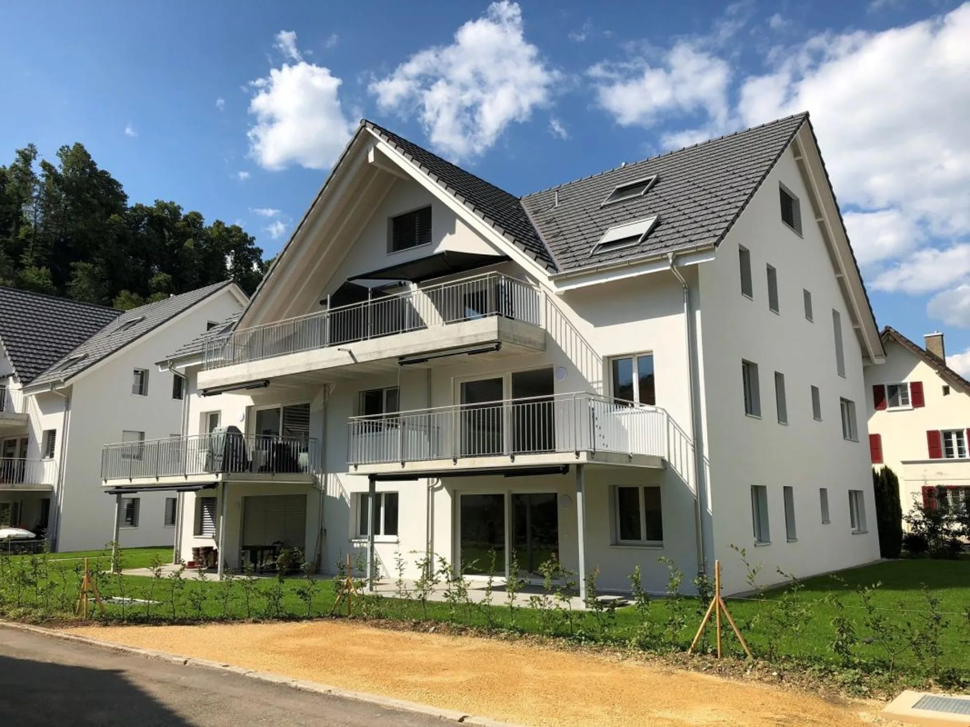 Moderne 4.5 Zi-Maisonette-Dachwohnung mit grossem Balkon
