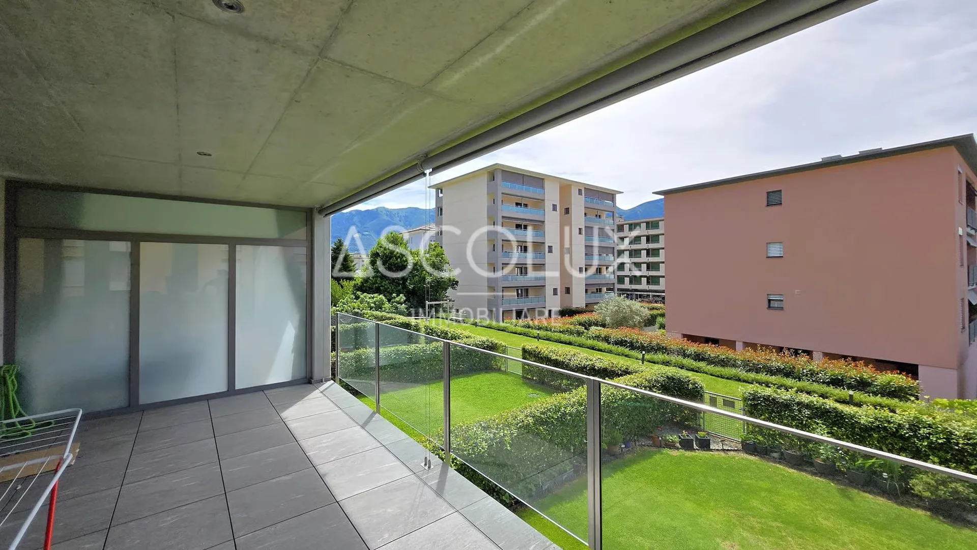 4.5-Zimmer-Wohnung im 3. Obergeschoss mit großer Terrasse