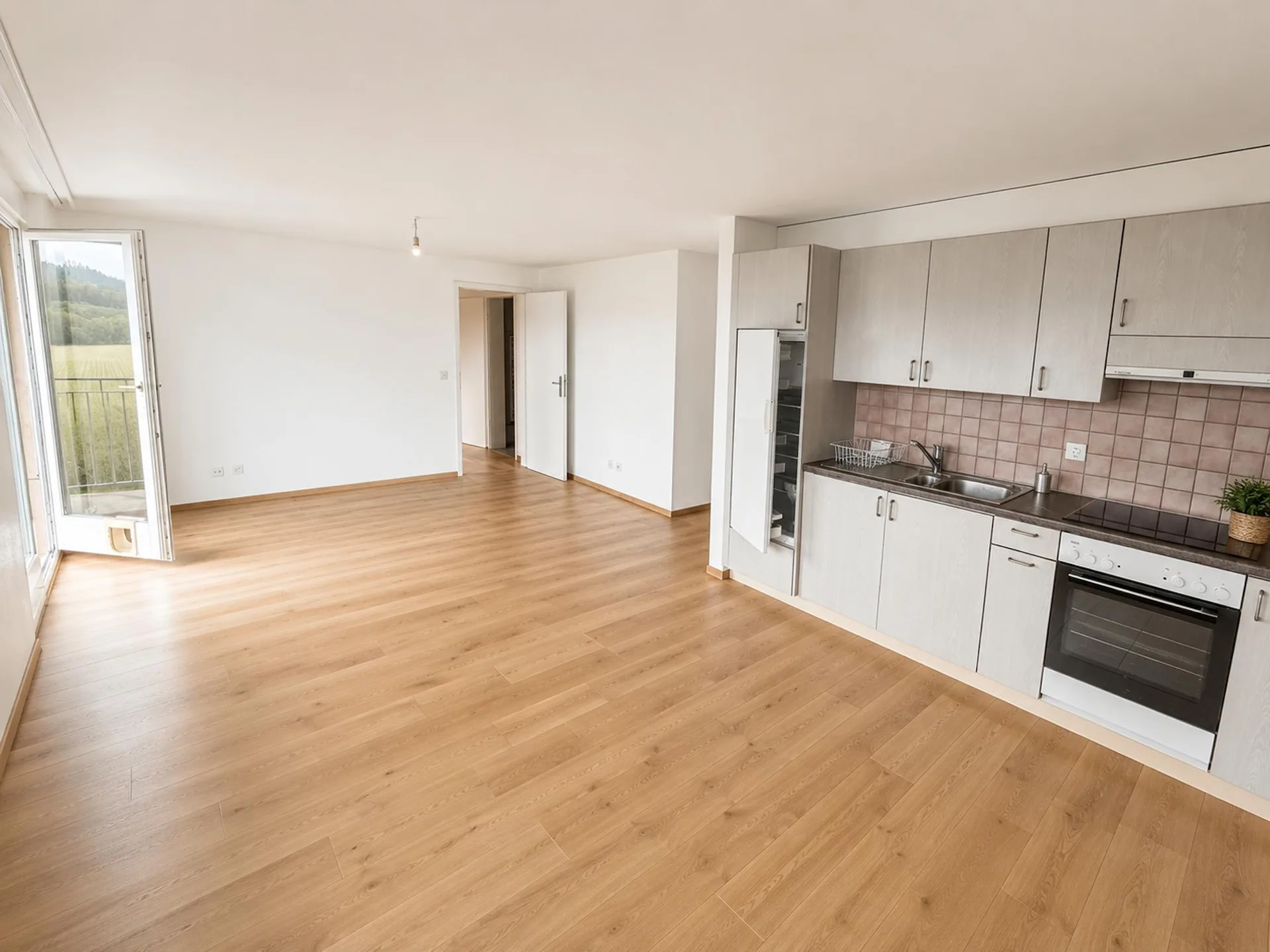 Geräumige 2.5-Zimmer-Wohnung mit freier Sicht in Fétigny
