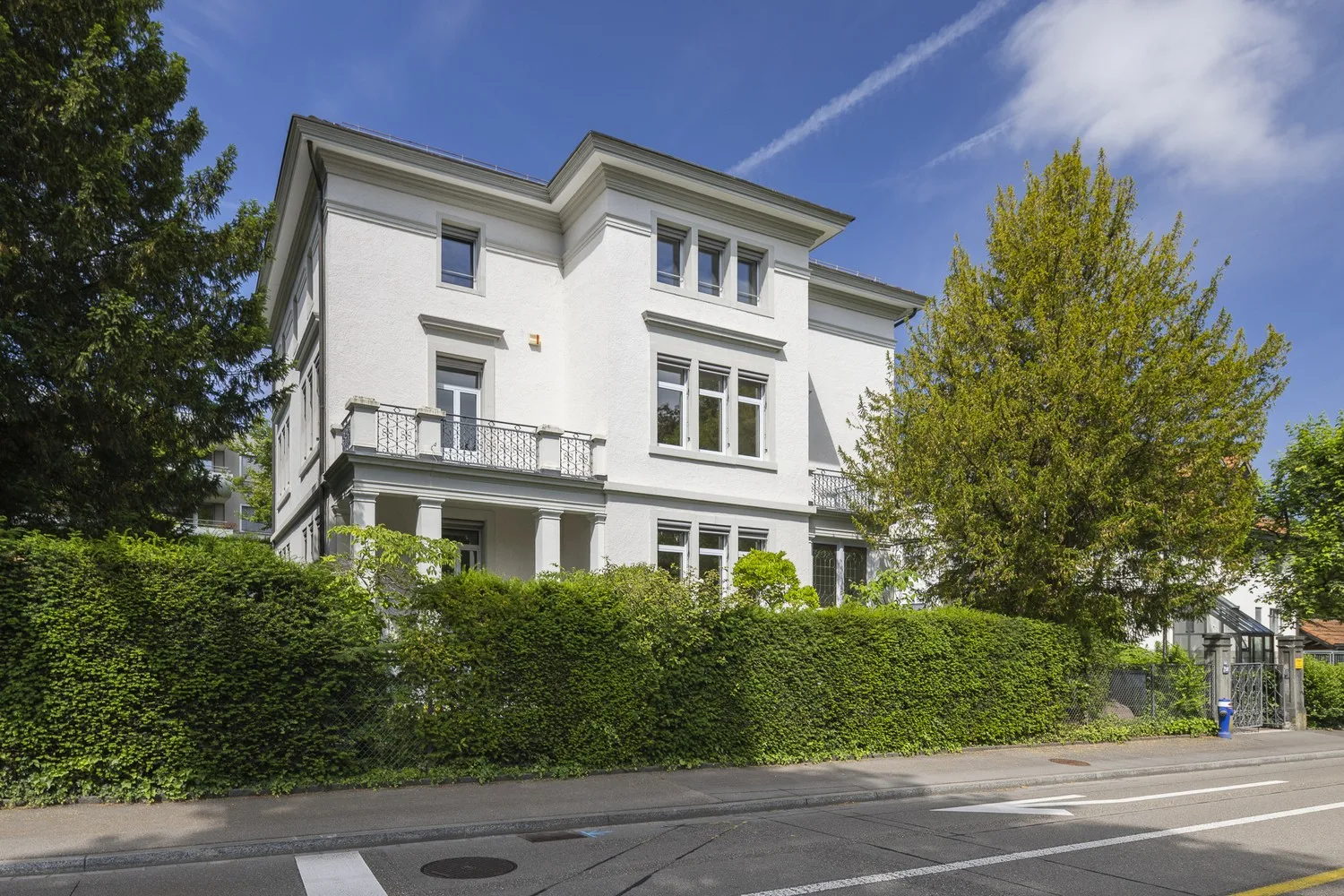 Repräsentative Bürovilla am Zürichsee – Single Tenant gesucht