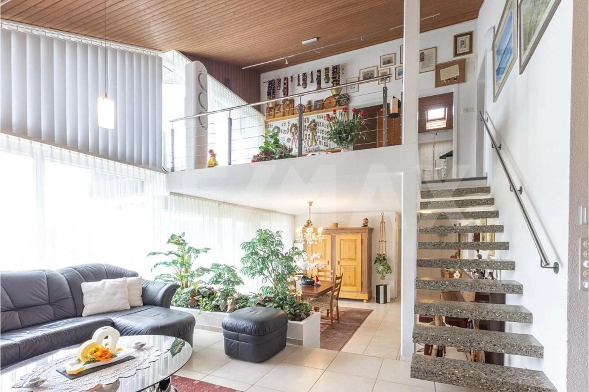 Adlerhorst, 7-Zimmer Villa mit Weitblick, Wintergarden & Indoor-Pool, 220 m² NWF,  Schwyz (SZ)