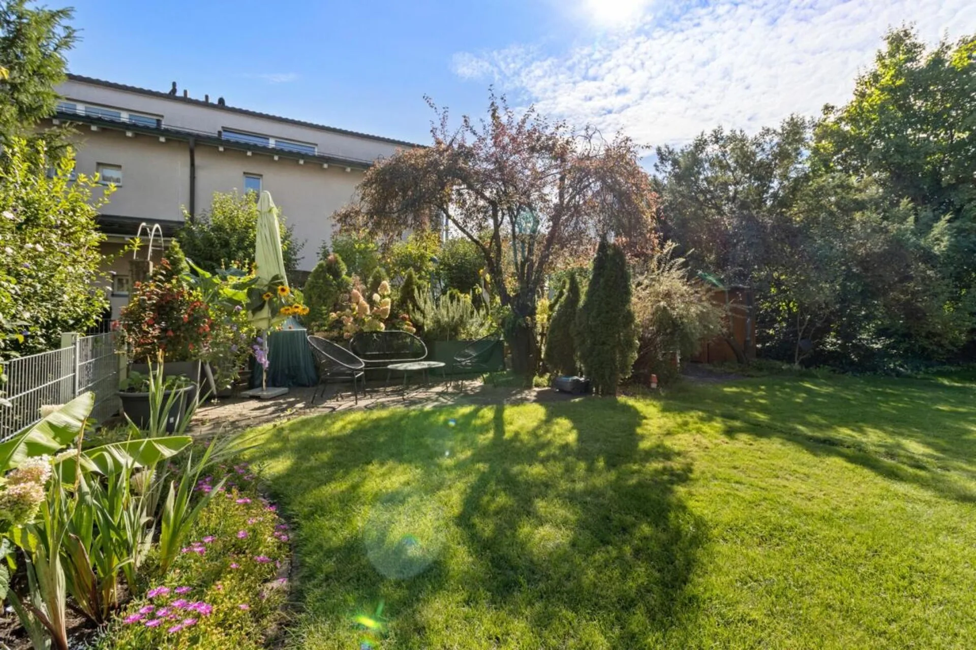 Casa a schiera di 5,5 locali a Embrach - Opportunità di investimento in un mercato in crescita