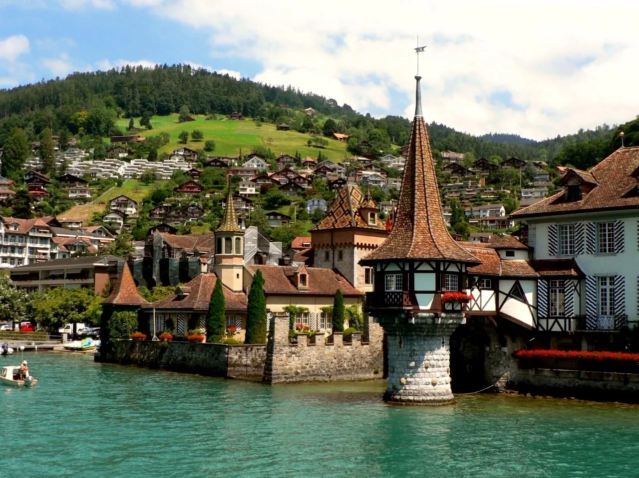 3653 Oberhofen am Thunersee