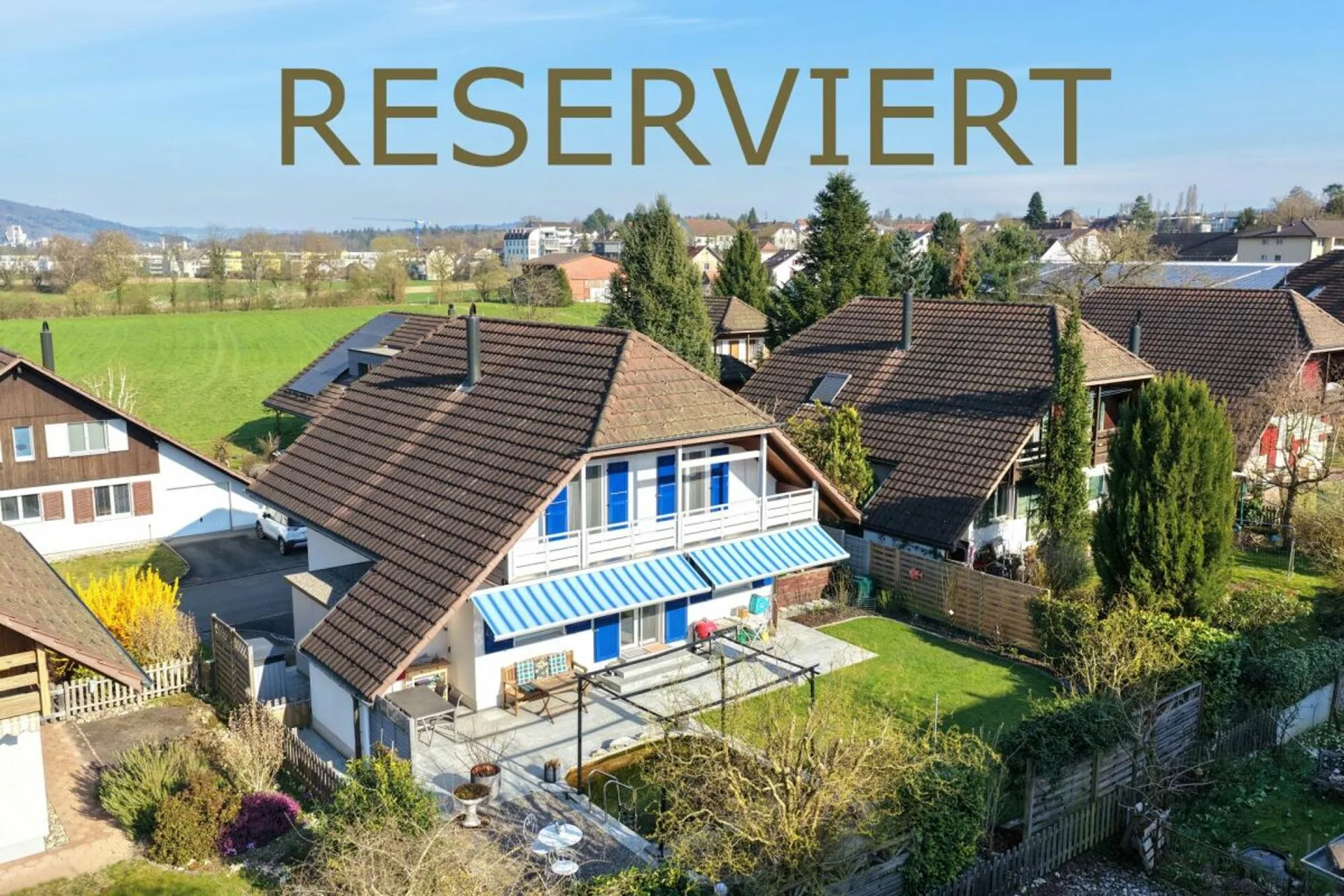 Attraktives Einfamilienhaus an begehrter Lage - hochwertig renoviert und liebevoll gepflegt