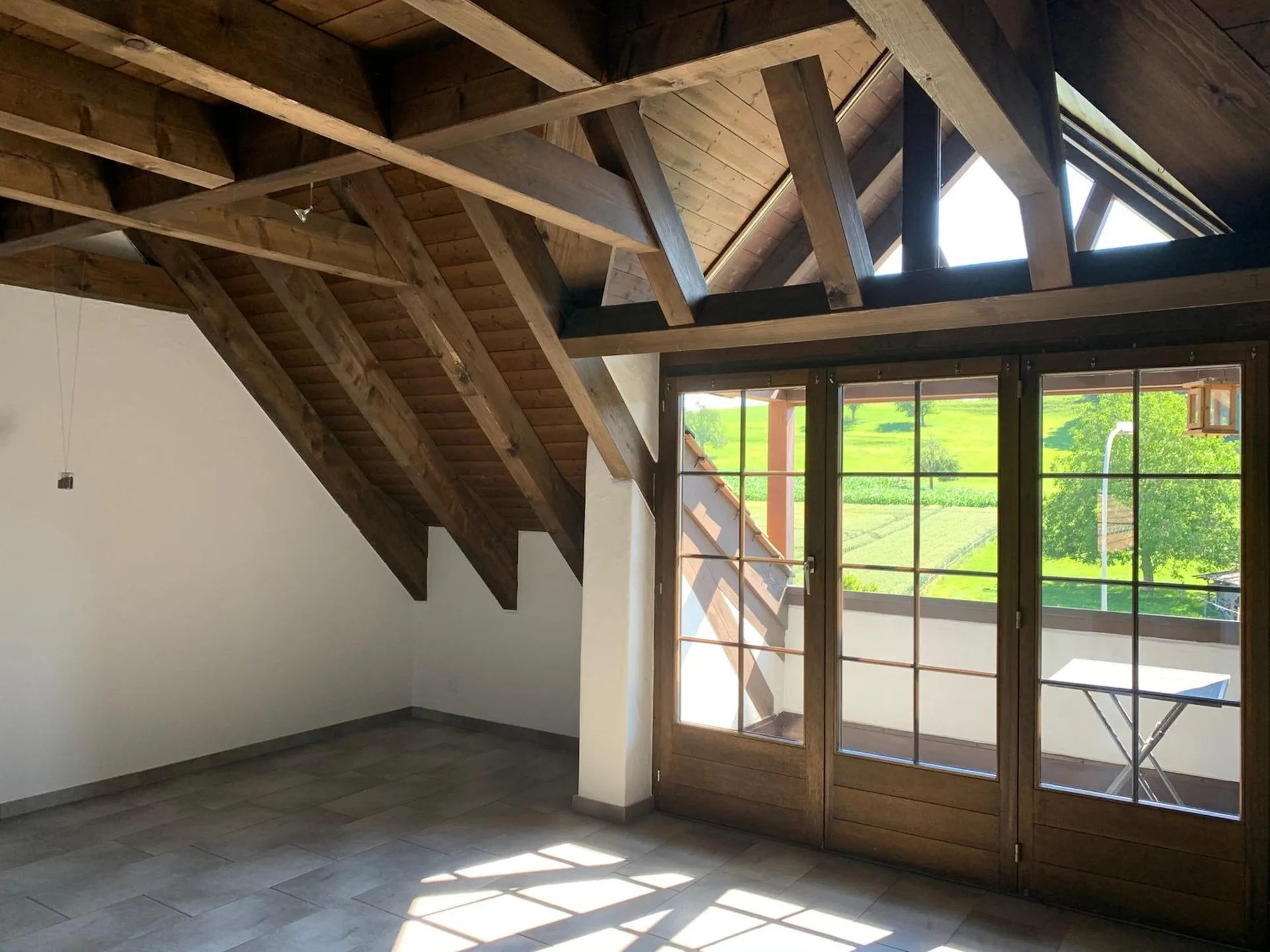 Charmante maisonette 2.5 pièces dans un Neerach idyllique