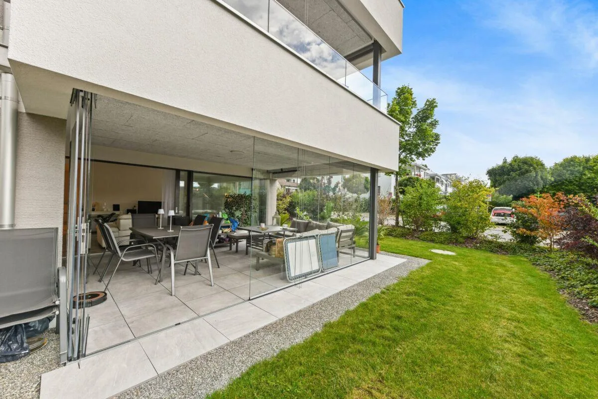 Exklusive Gartenwohnung mit Terrasse und idyllischem Garten in zent...