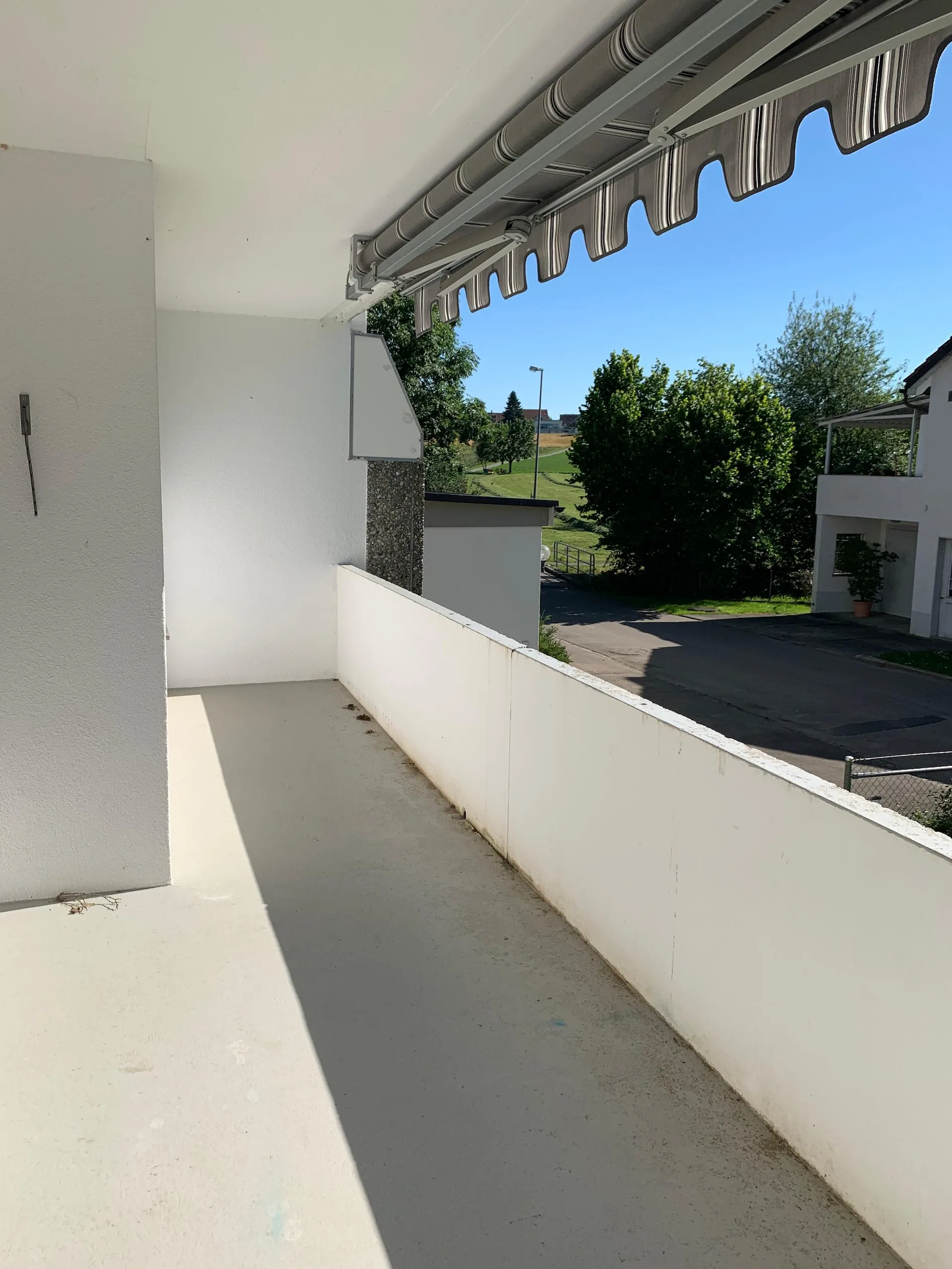 schöne 4.5-Zimmerwohnung mit Balkon in Frasnacht